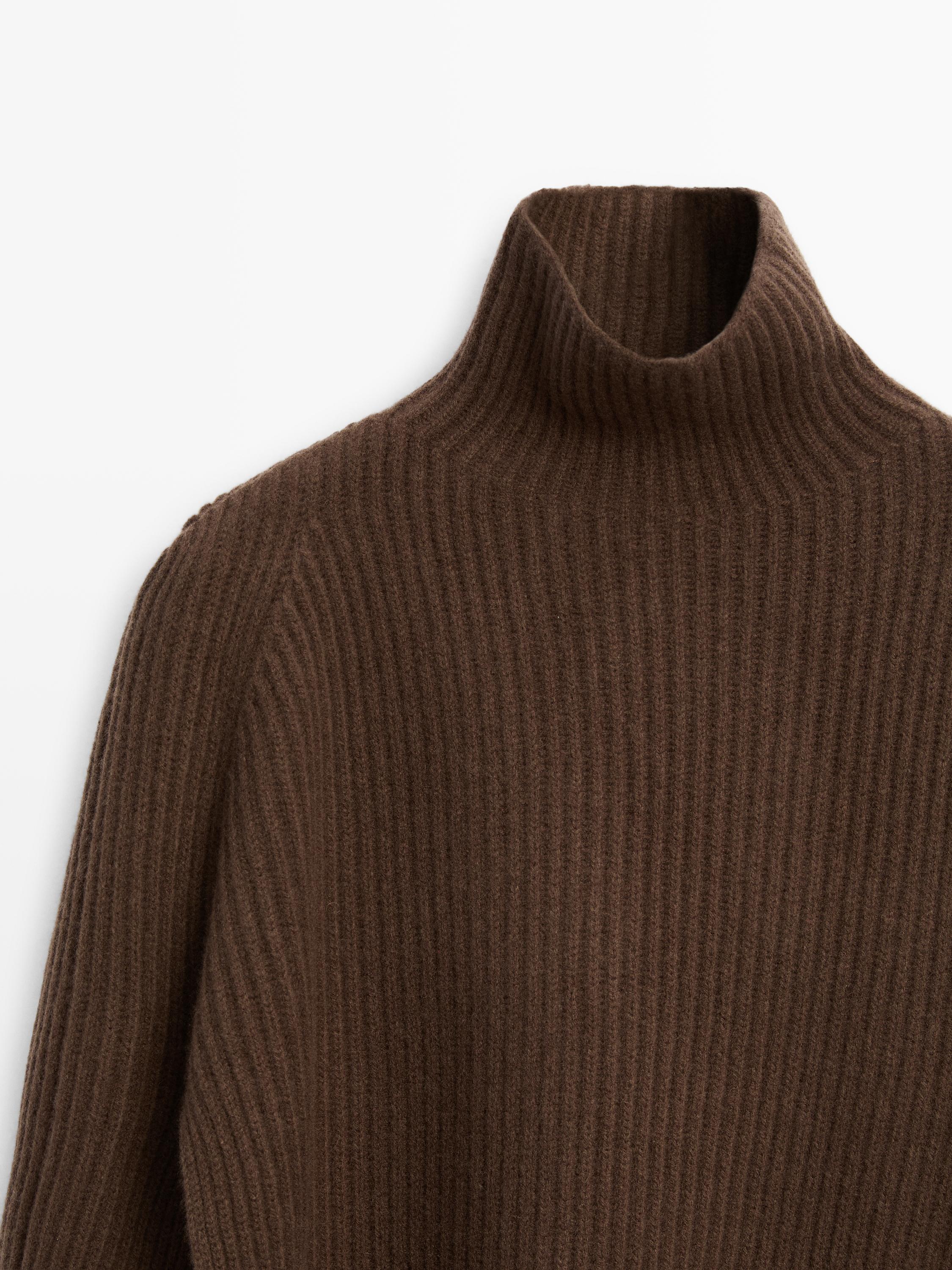 100% wool knitted coat