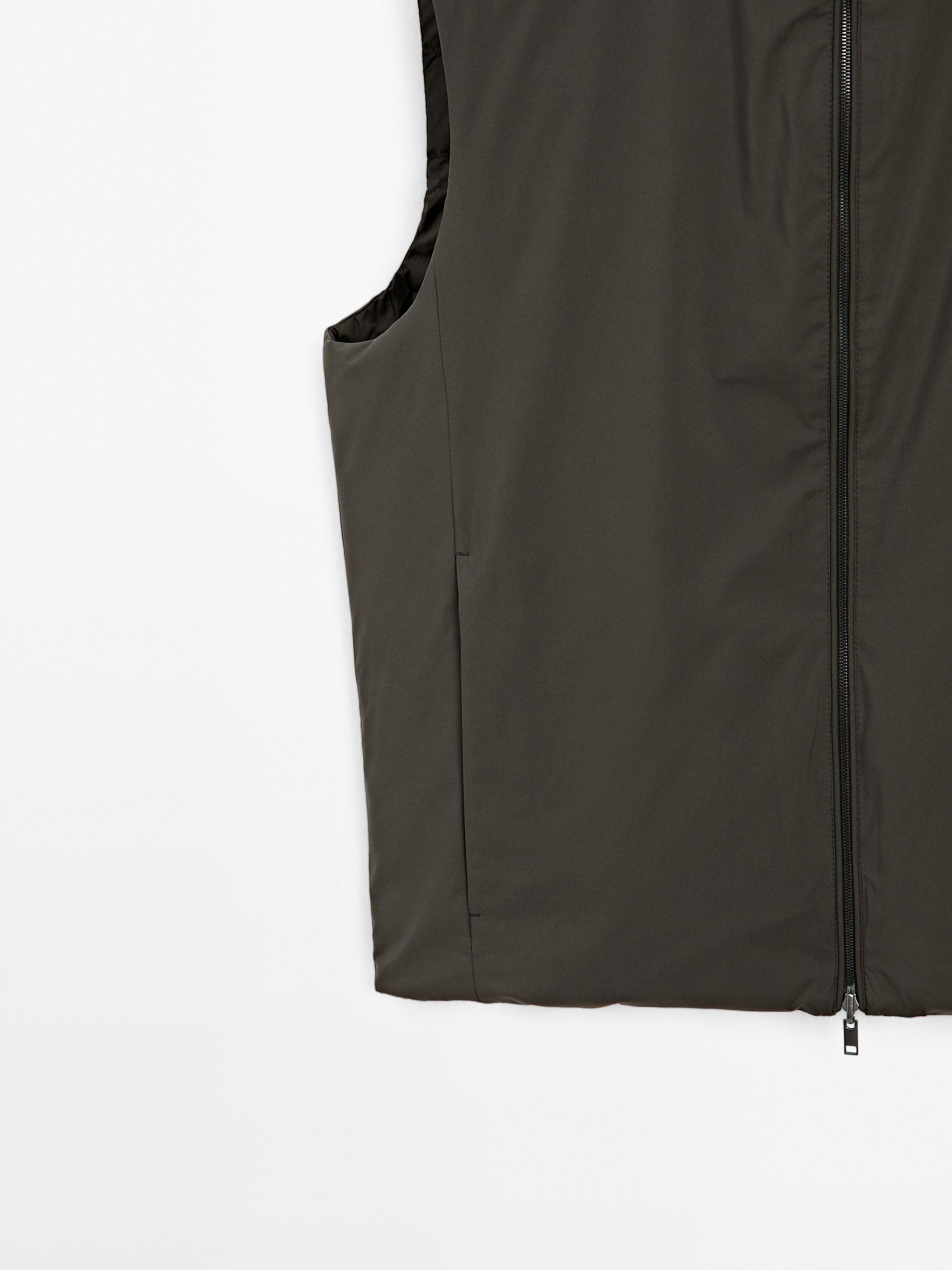 Water-repellent reversible gilet