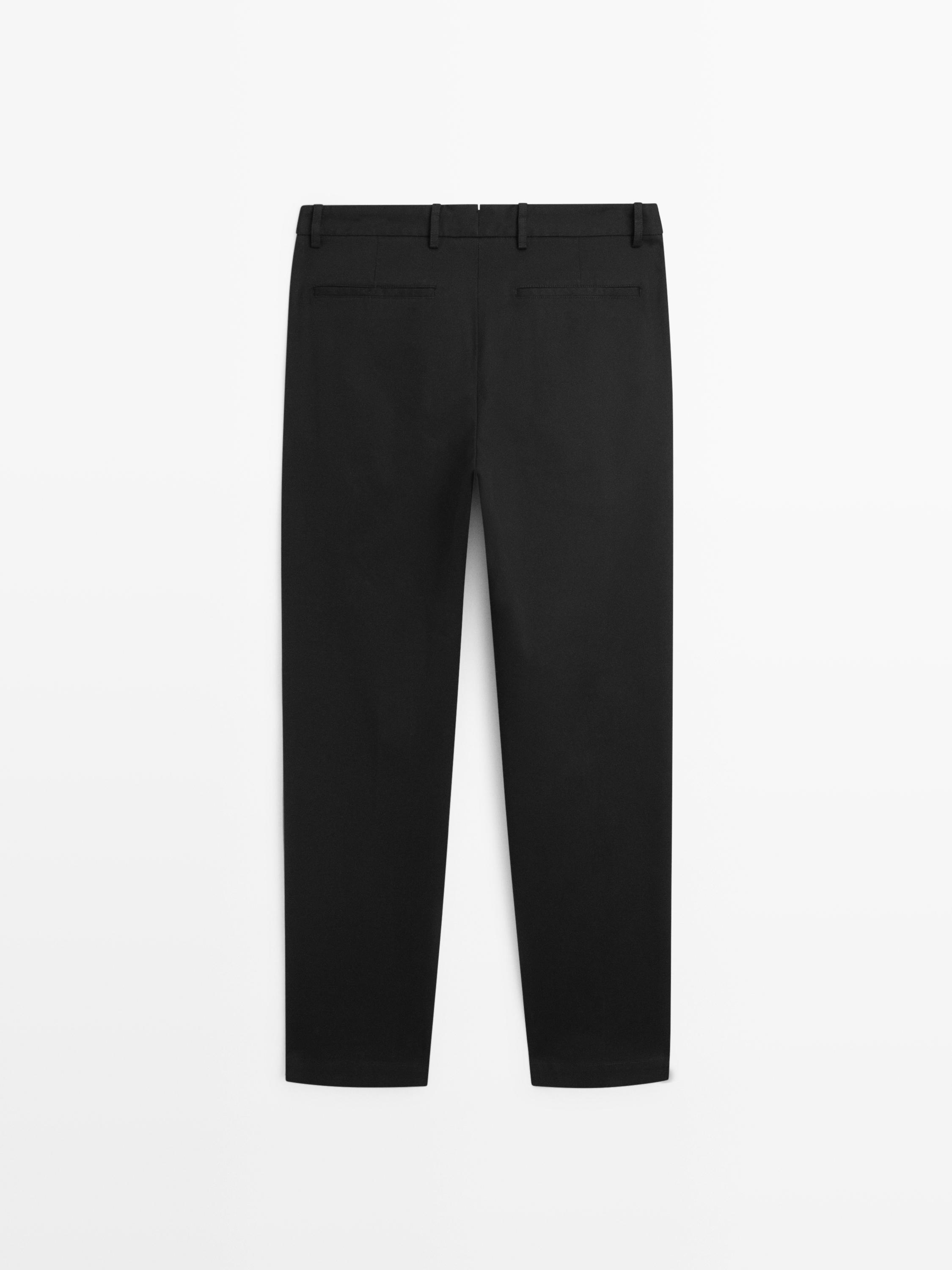 Pantalón tapered fit con algodón