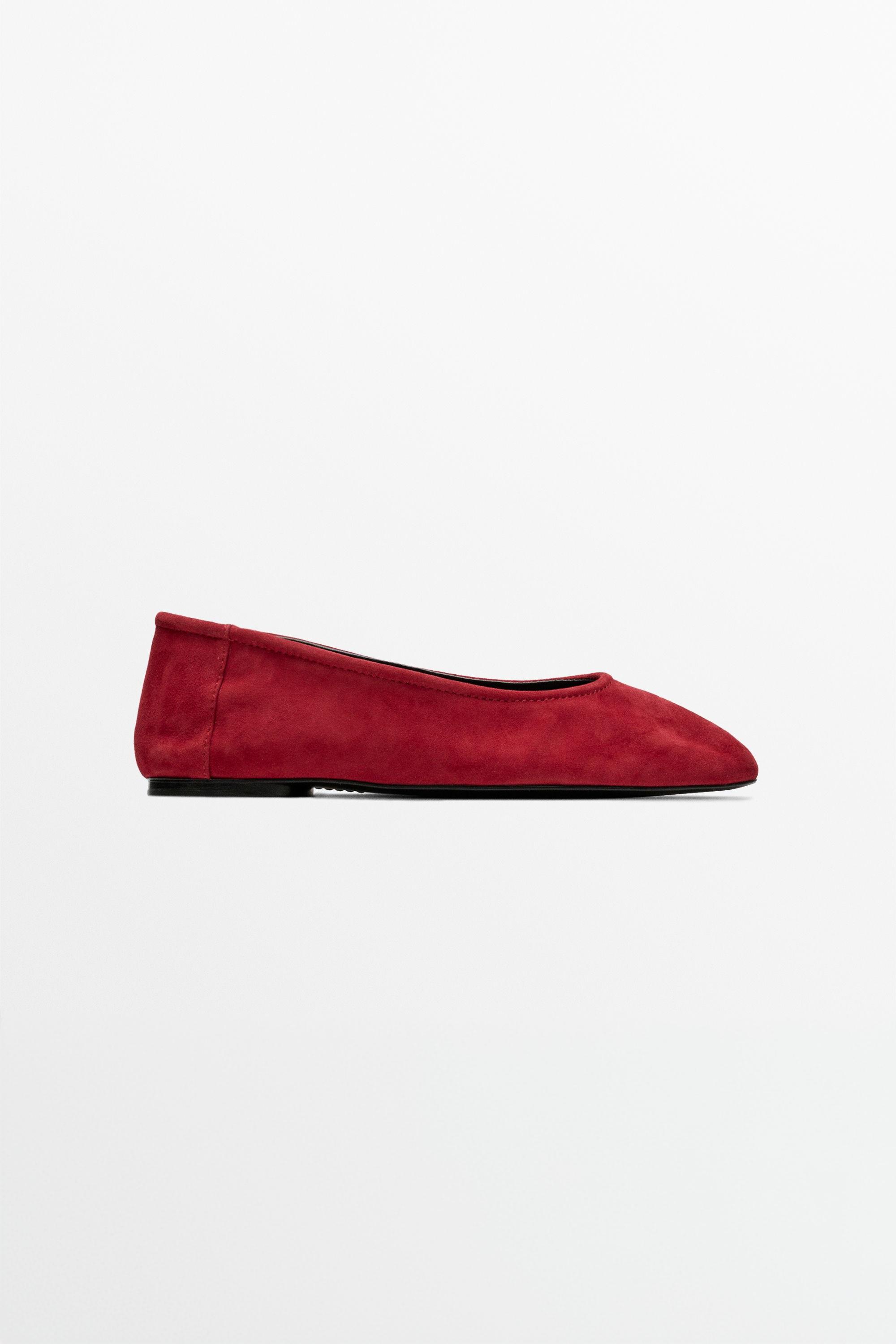 Suede ballerinas with round toe — RED