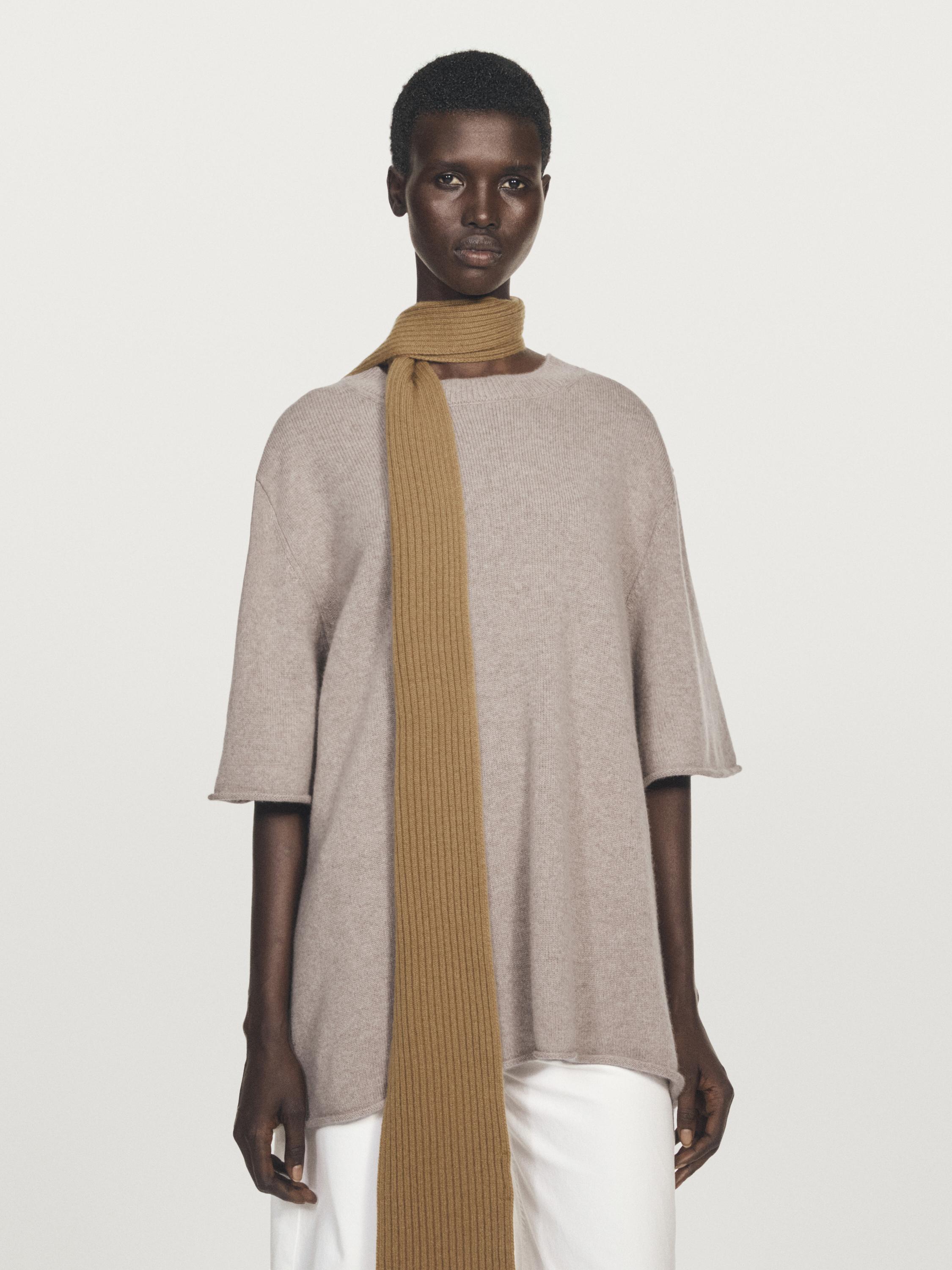 100% cashmere oversize knit sweater