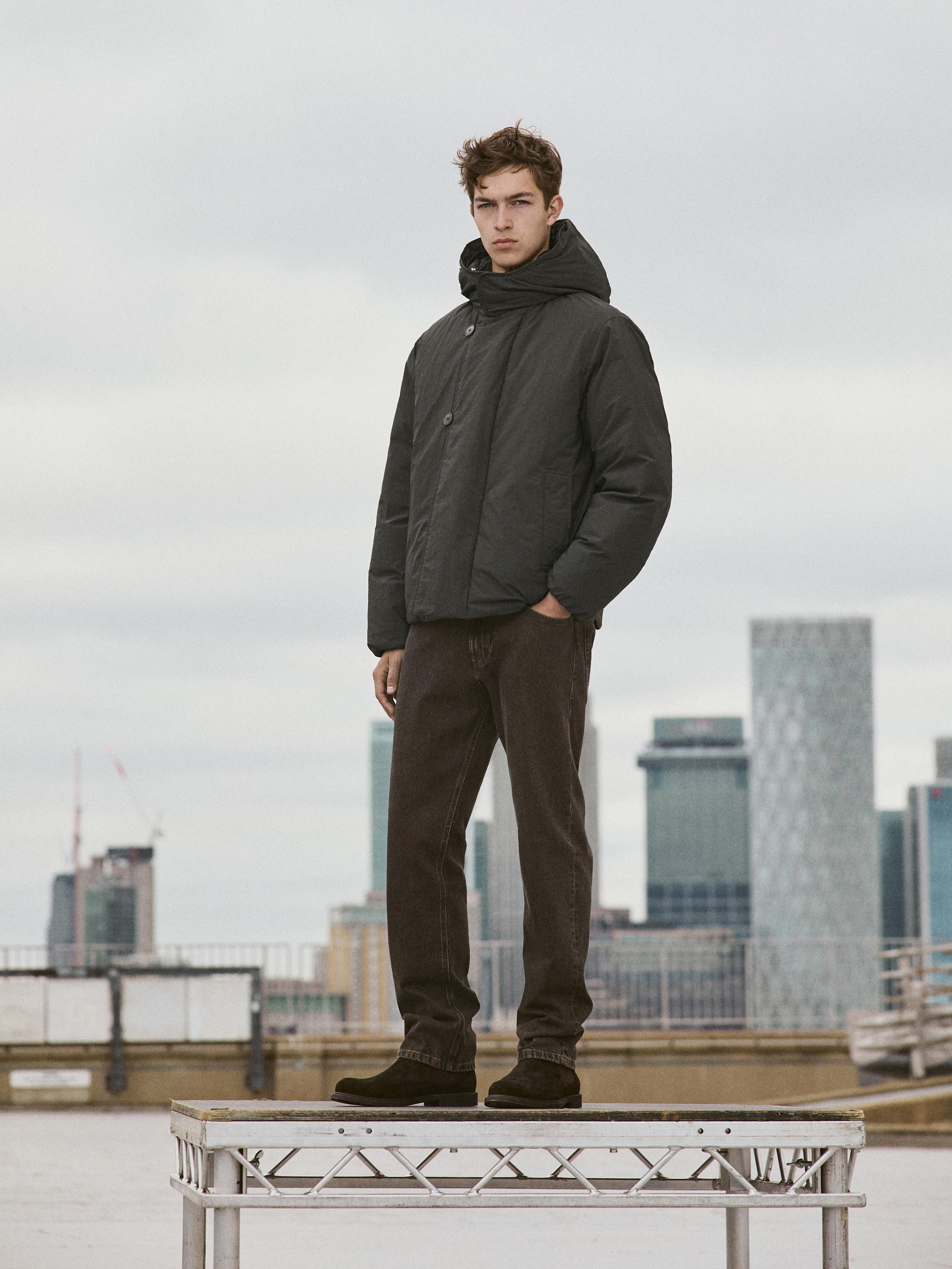 Short puffer parka in a feather and down blend
