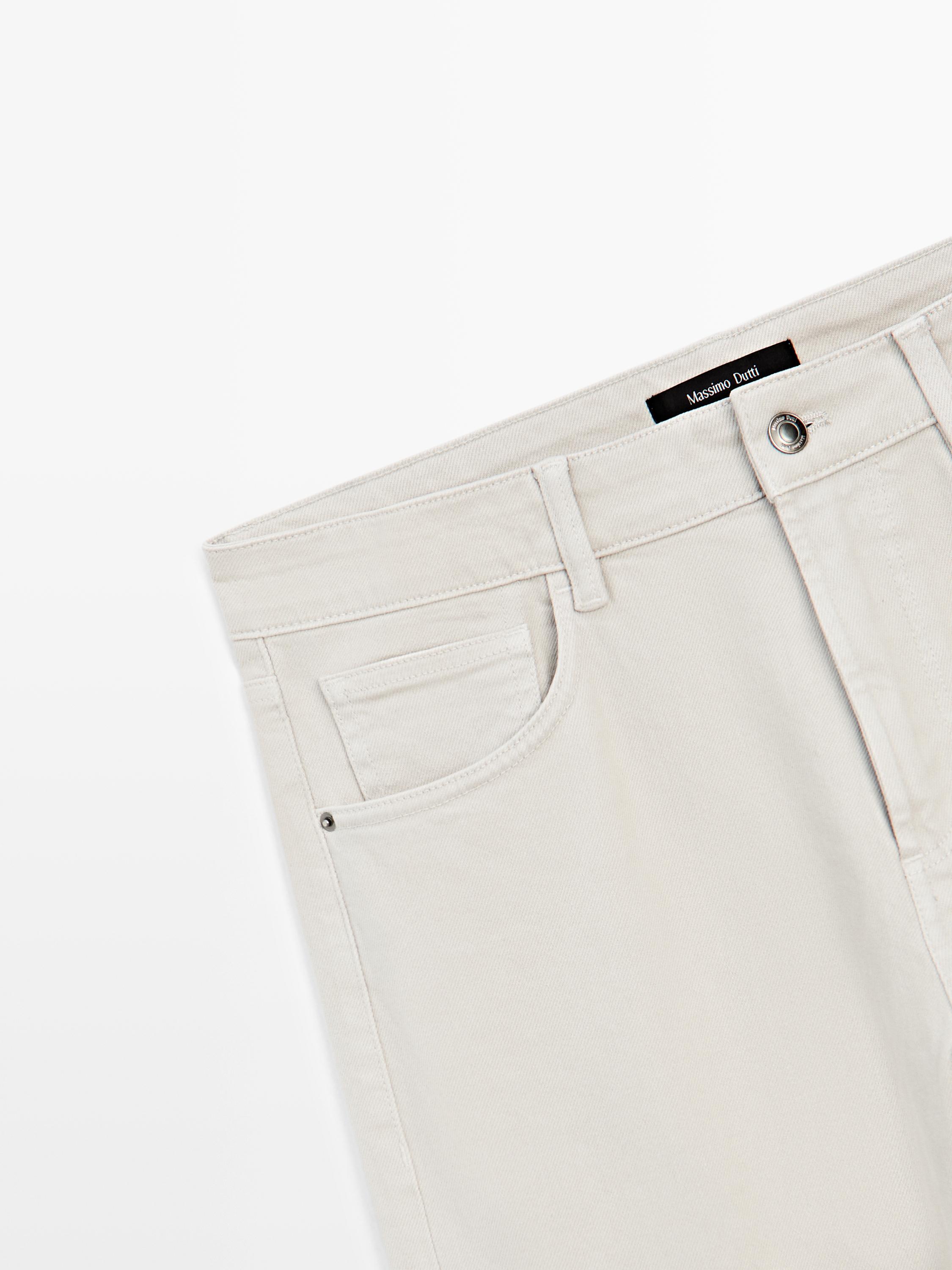 Slim fit jeans