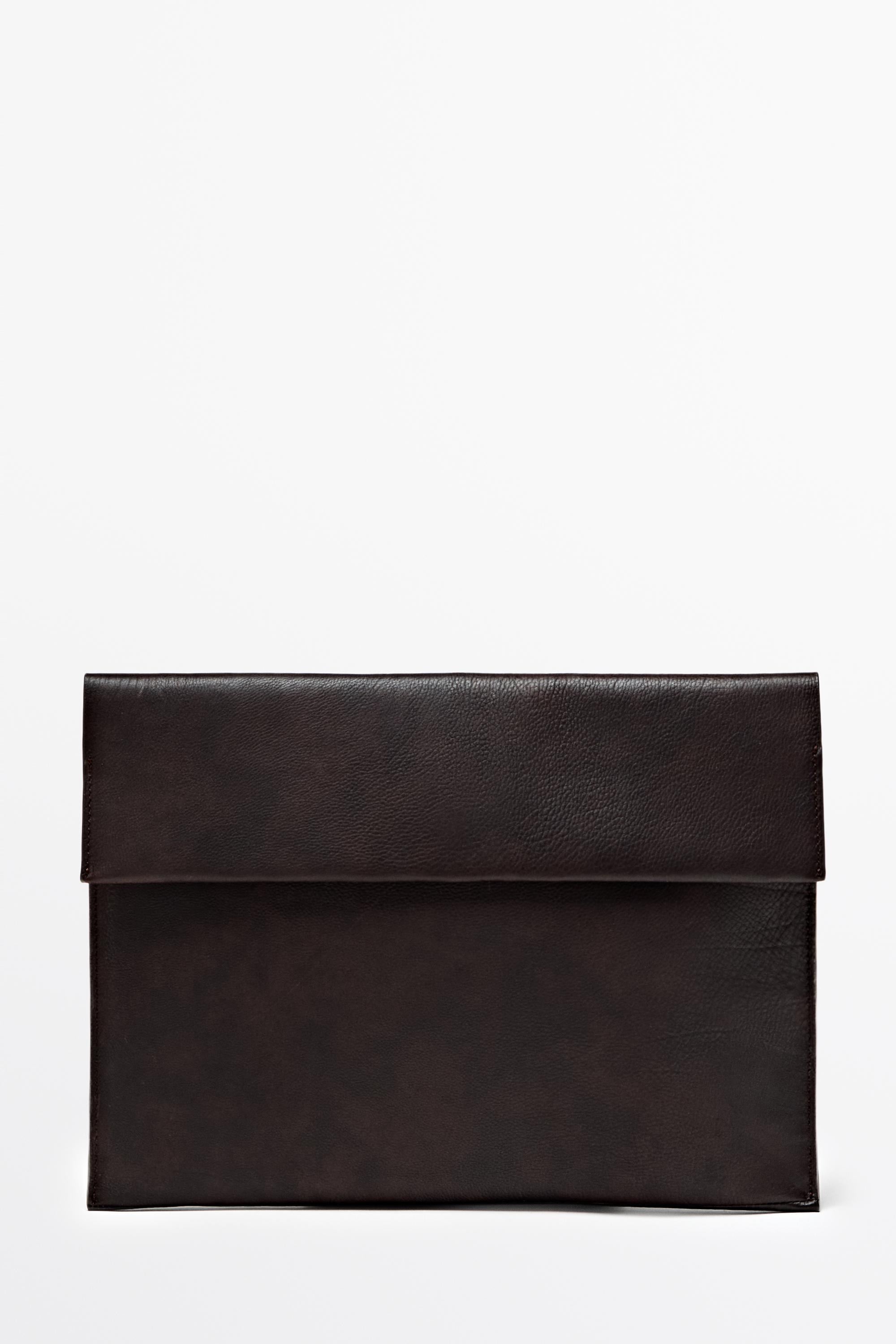Laptop sleeve