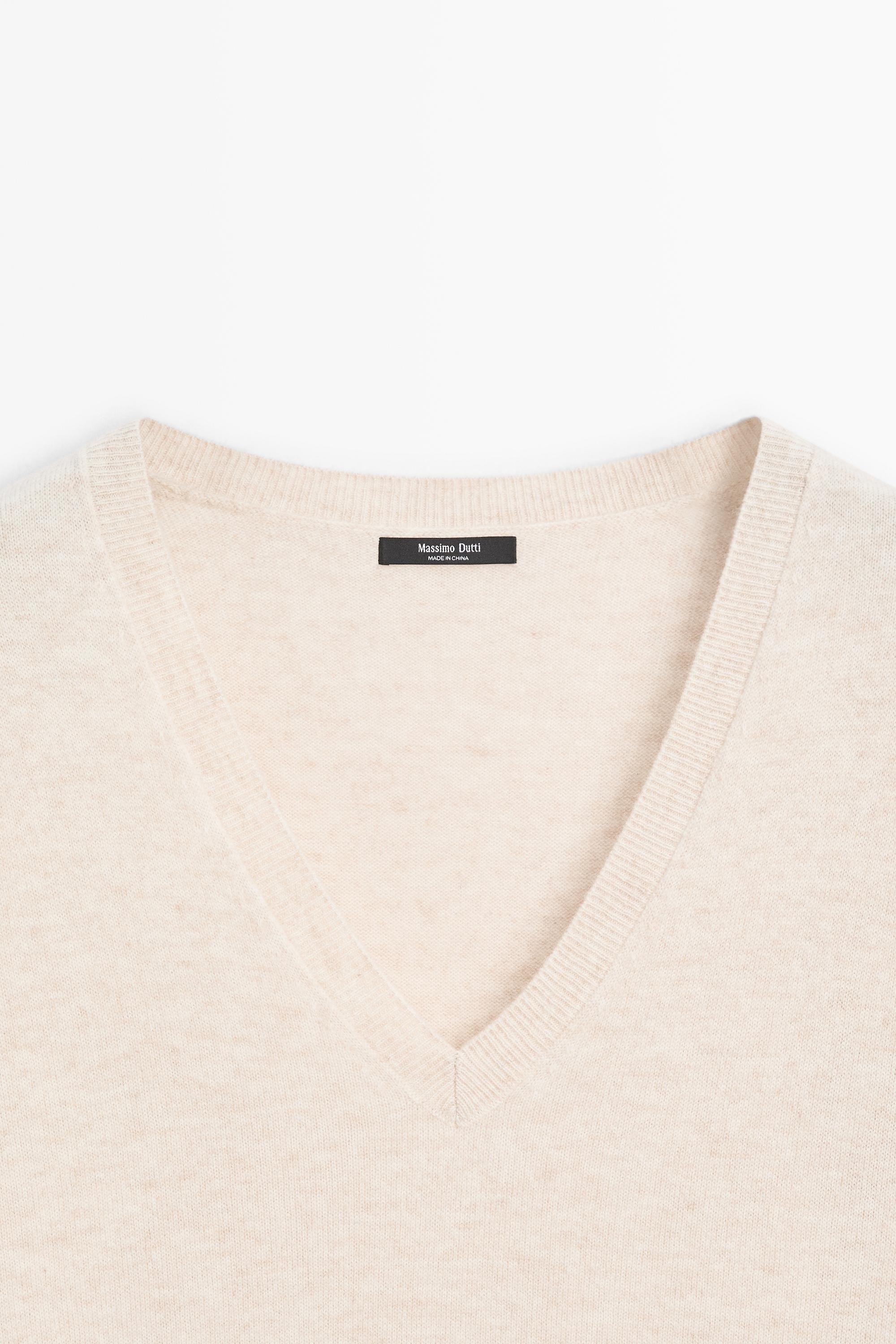 Wool blend V-neck knit sweater — BEIGE MARL