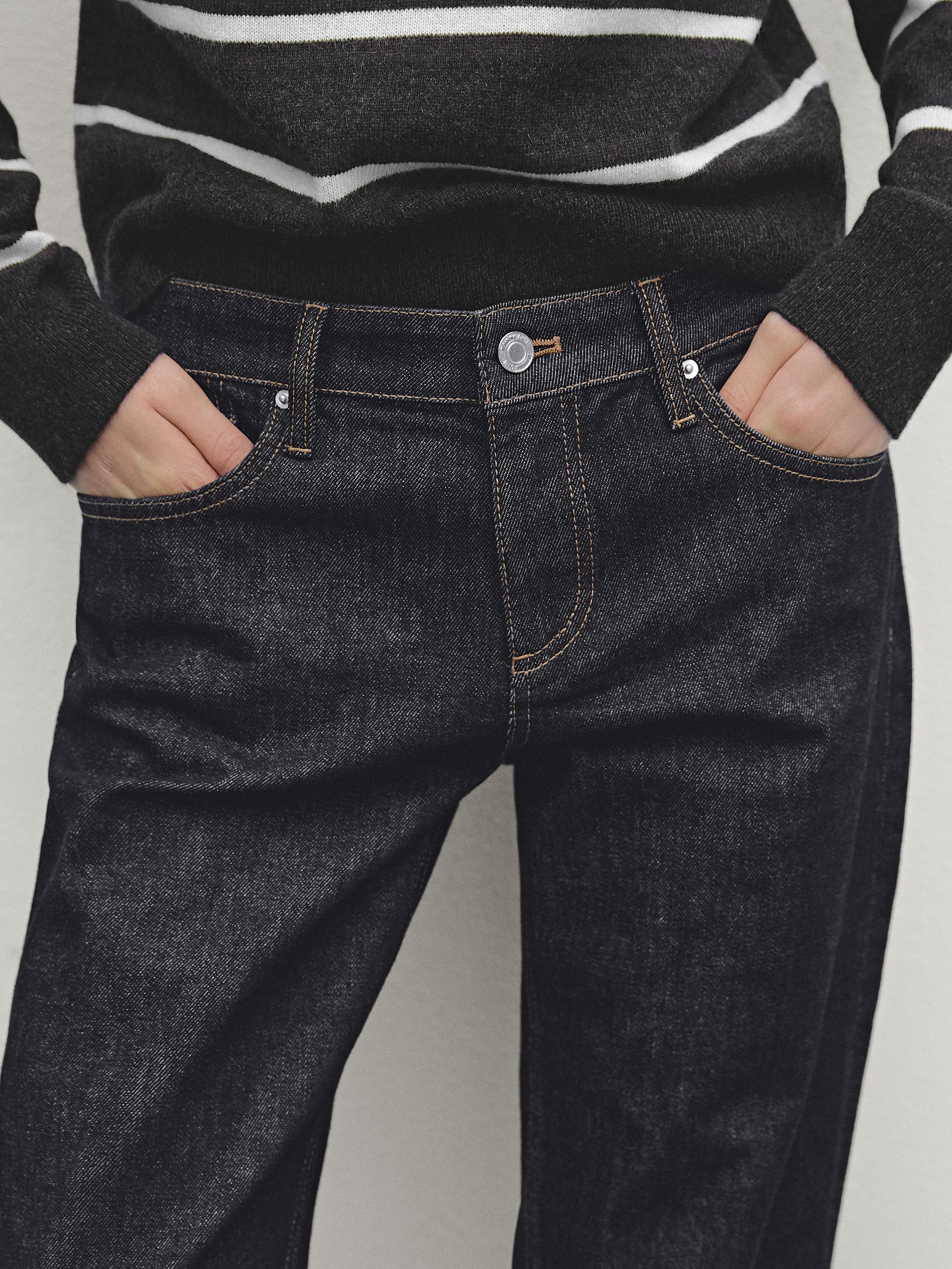 Low-rise straight-leg jeans