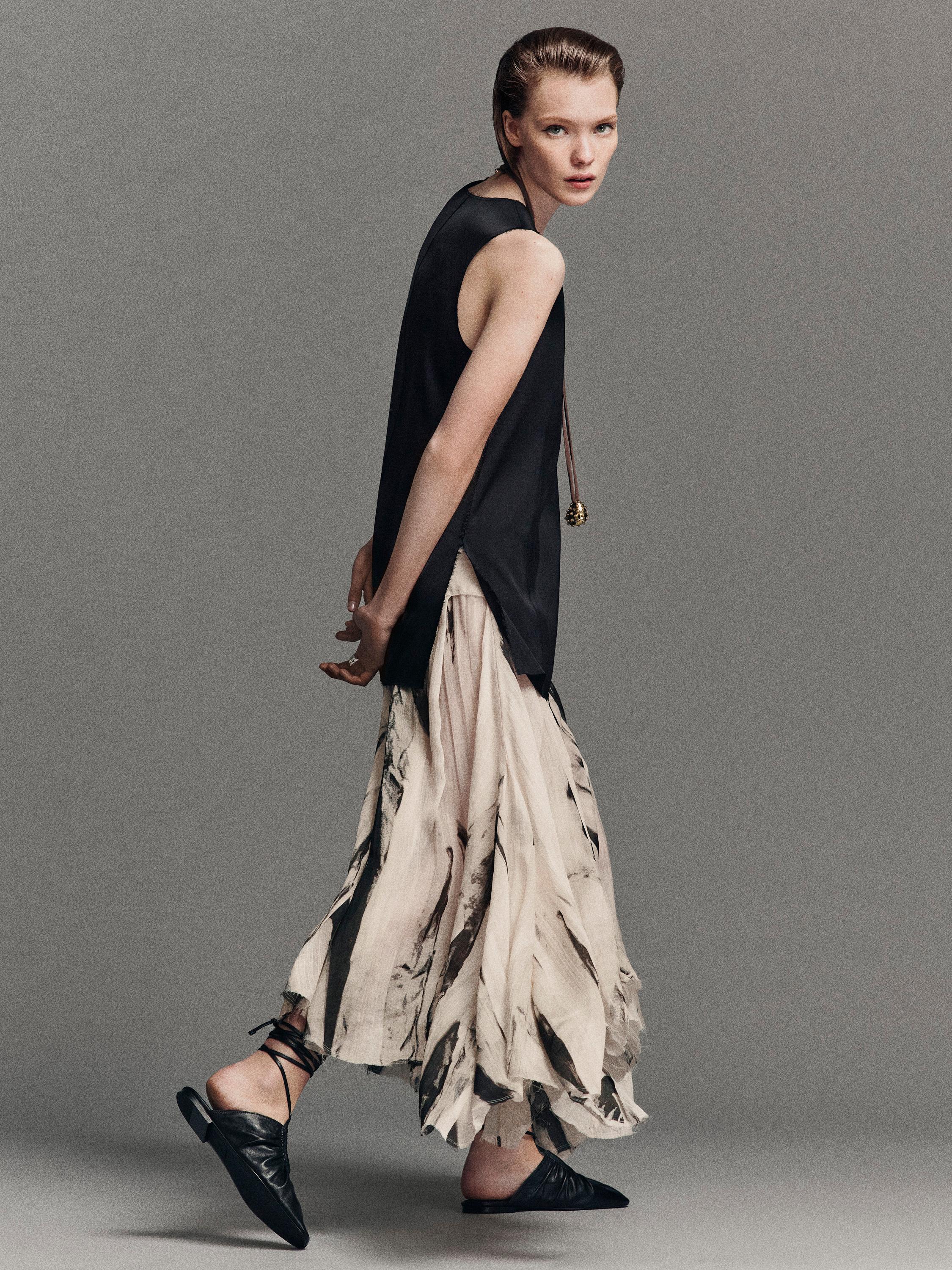 ★ Massimo Dutti★ Fluid marble print semi long skirt 05204 Flowing marble print midi skirt · Cream · Sunglasses