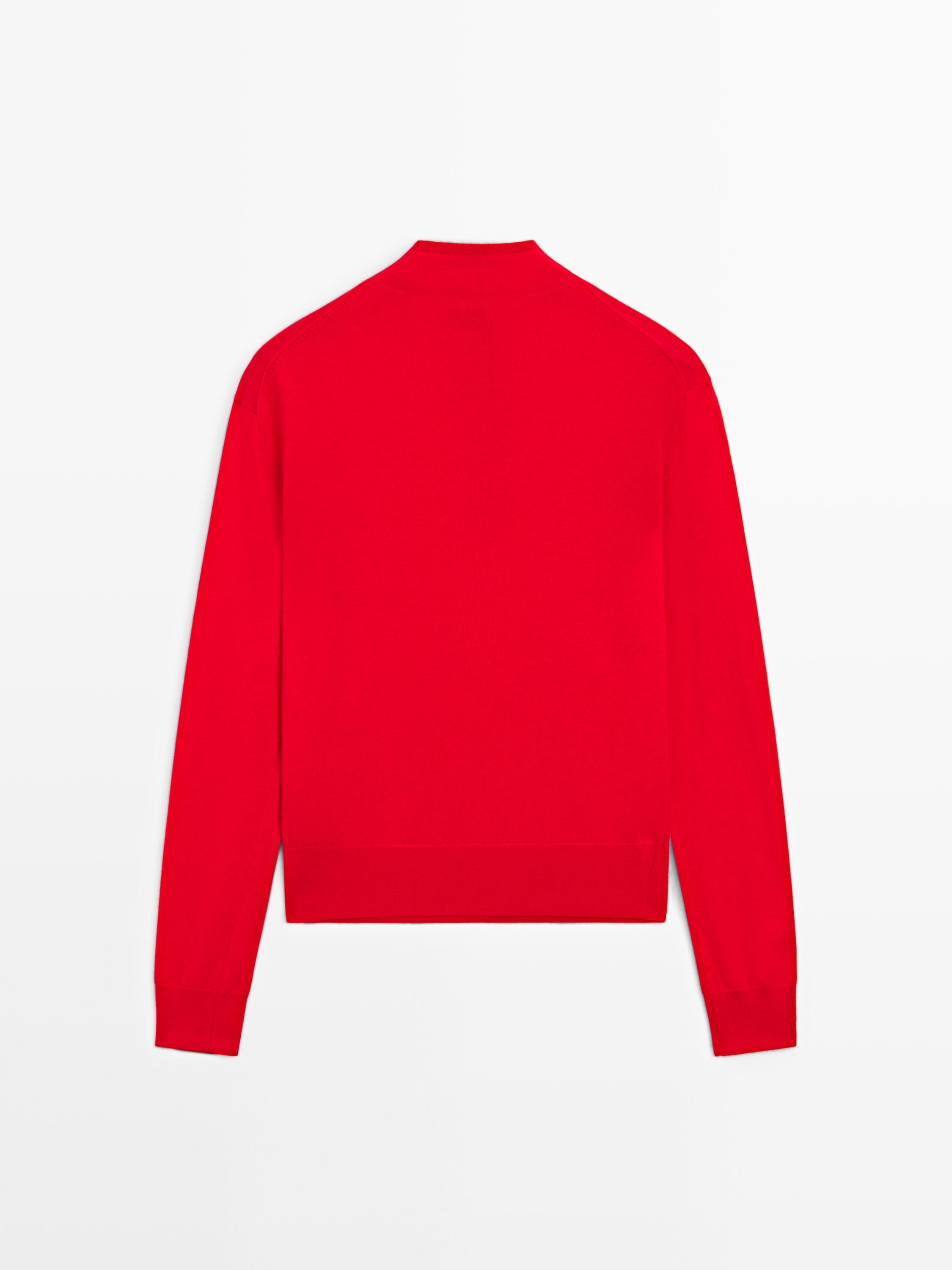 Buttoned mock turtleneck knit sweater — RED