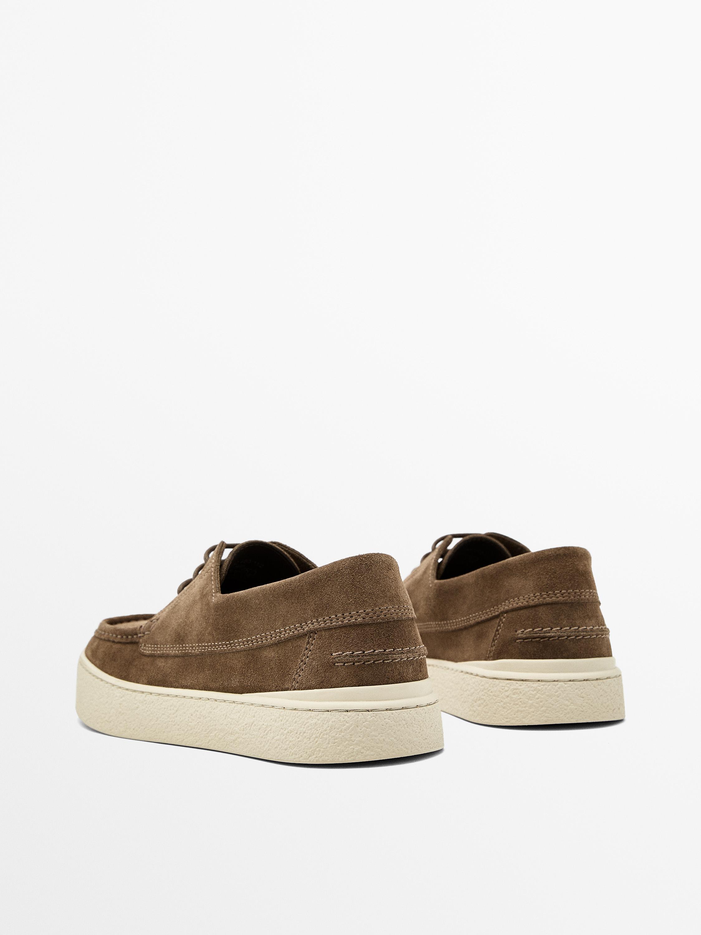 Soft split leather deck shoes