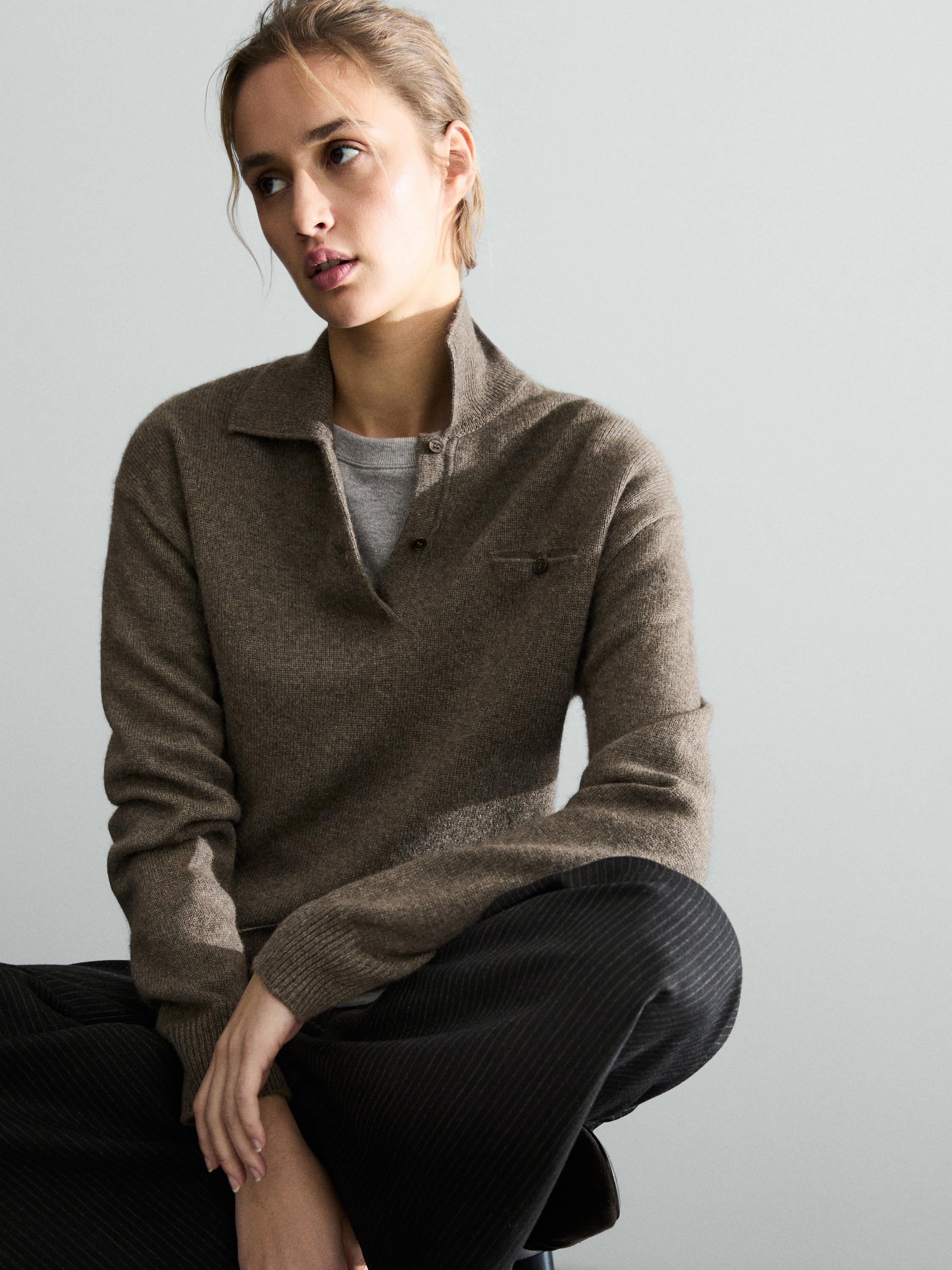Cashmere sweater with pocket detail