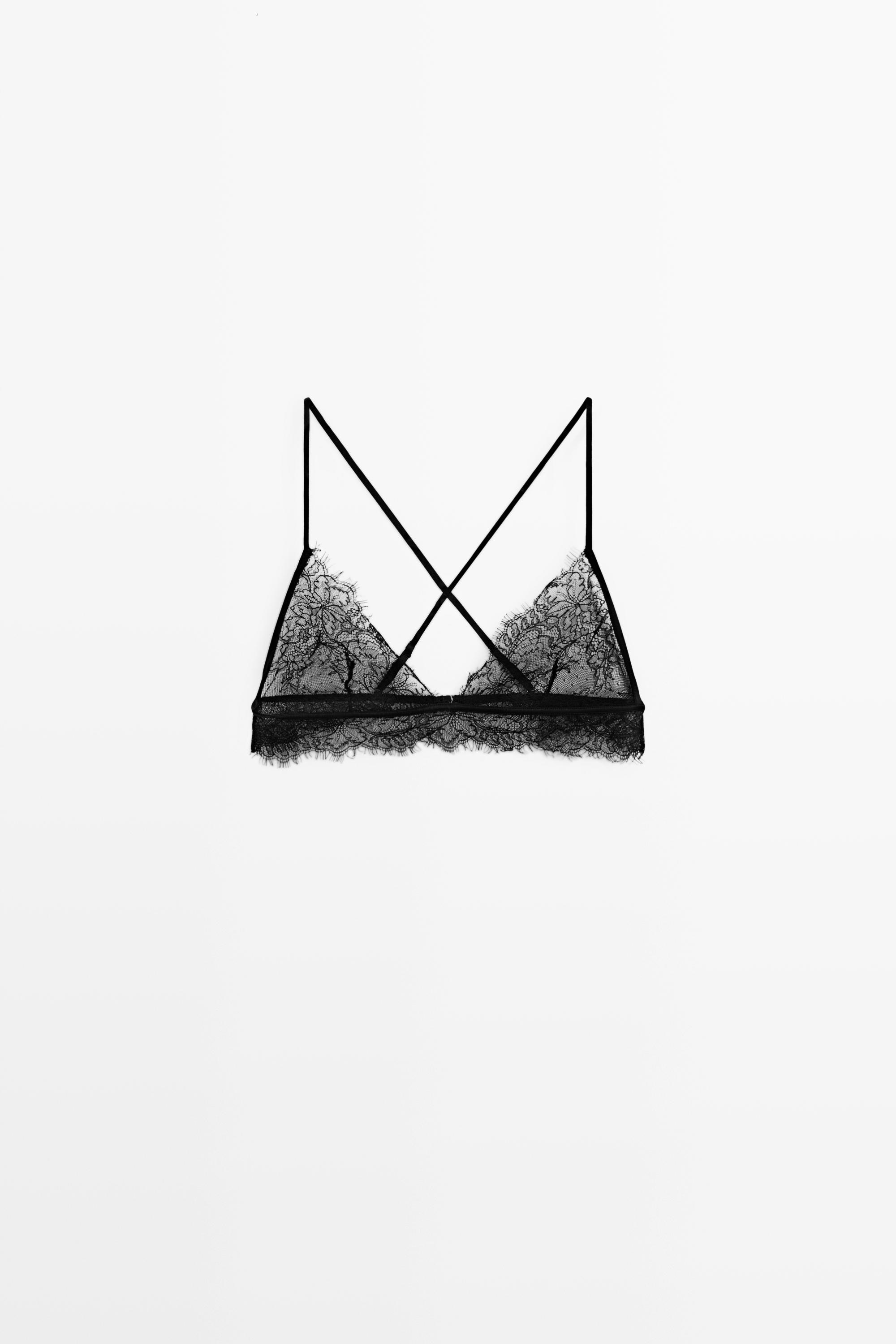 Lace bralette with scalloped hem