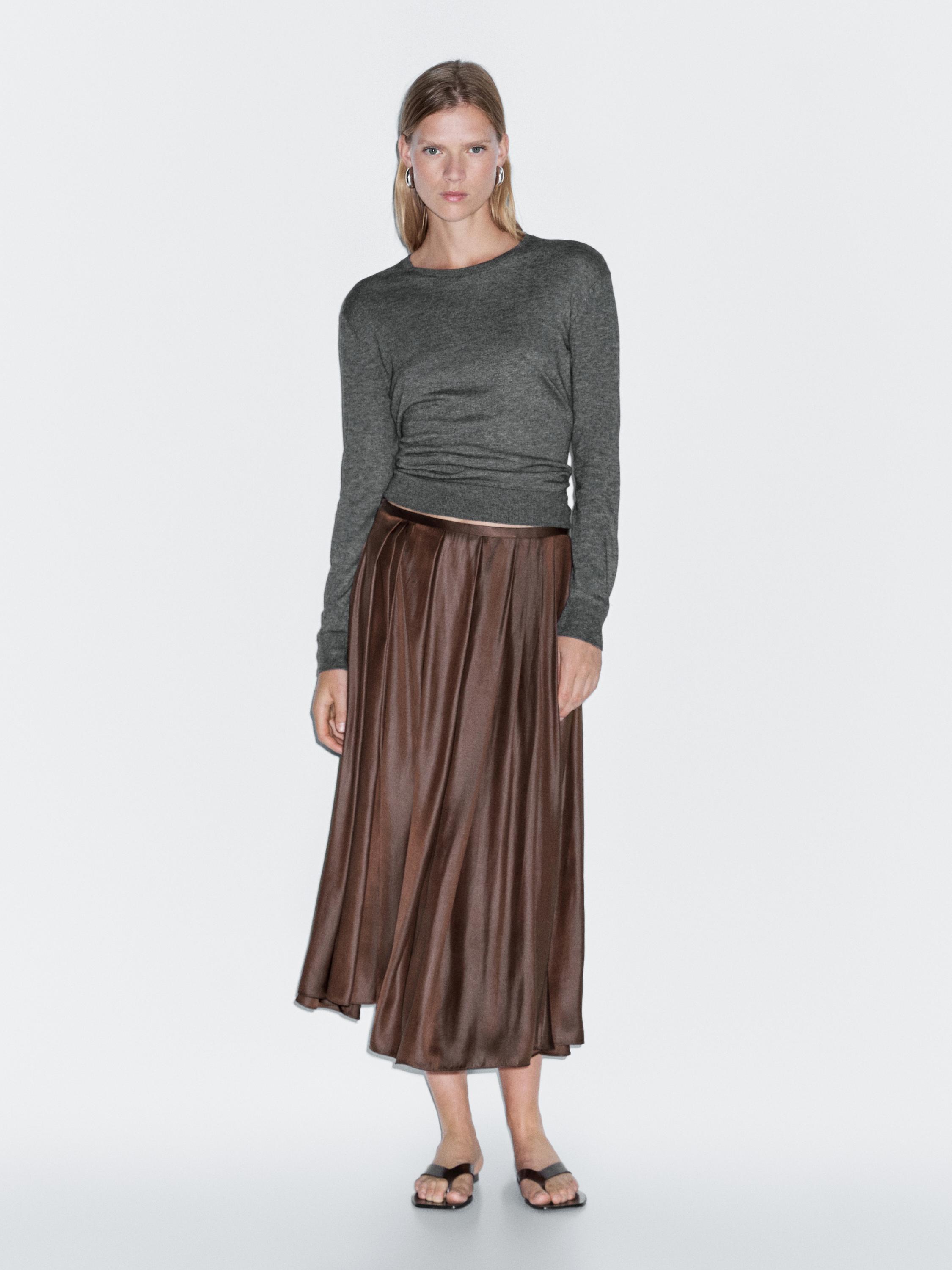 Pleated midi skirt