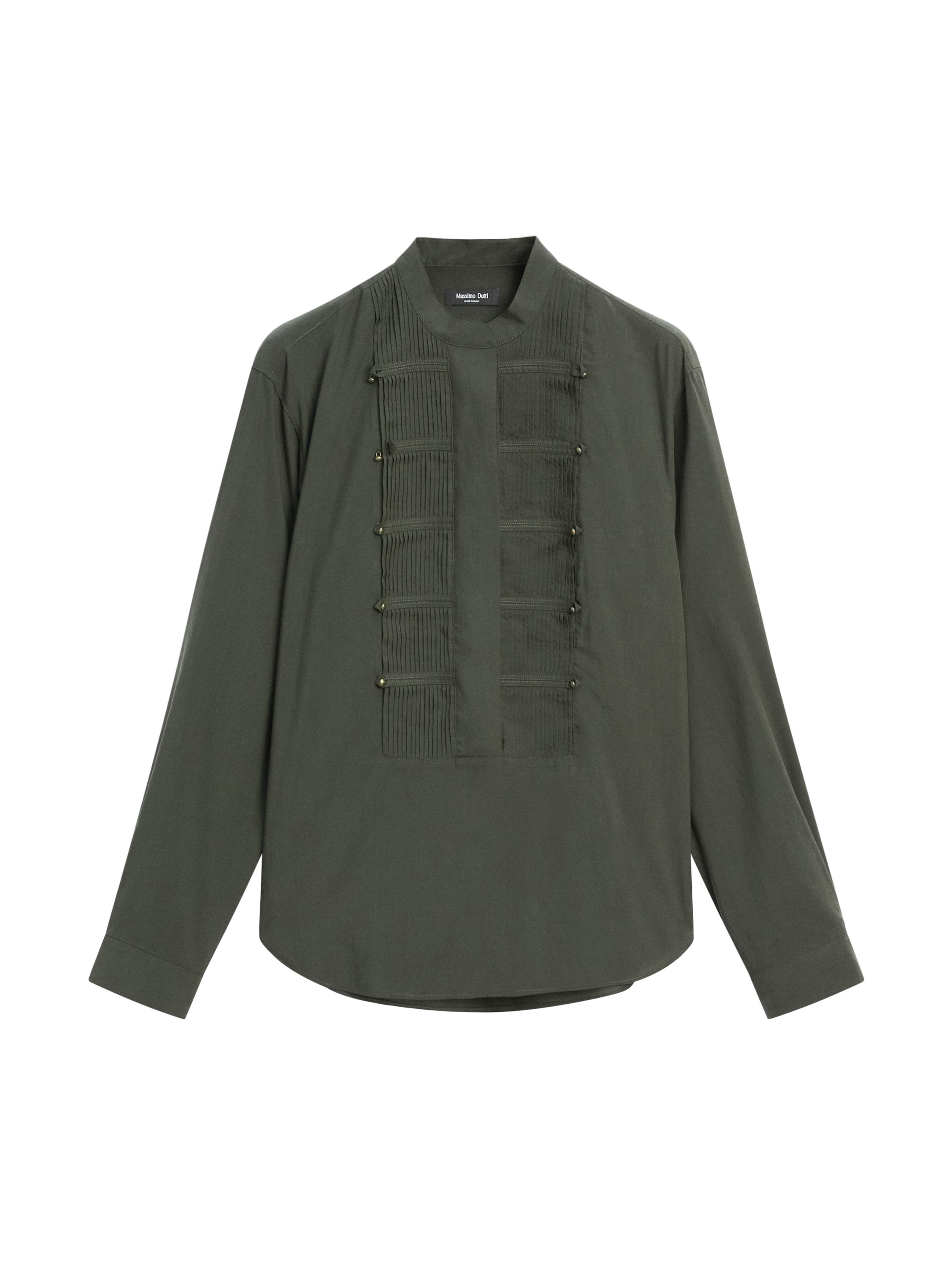 Pintuck shirt with stand collar