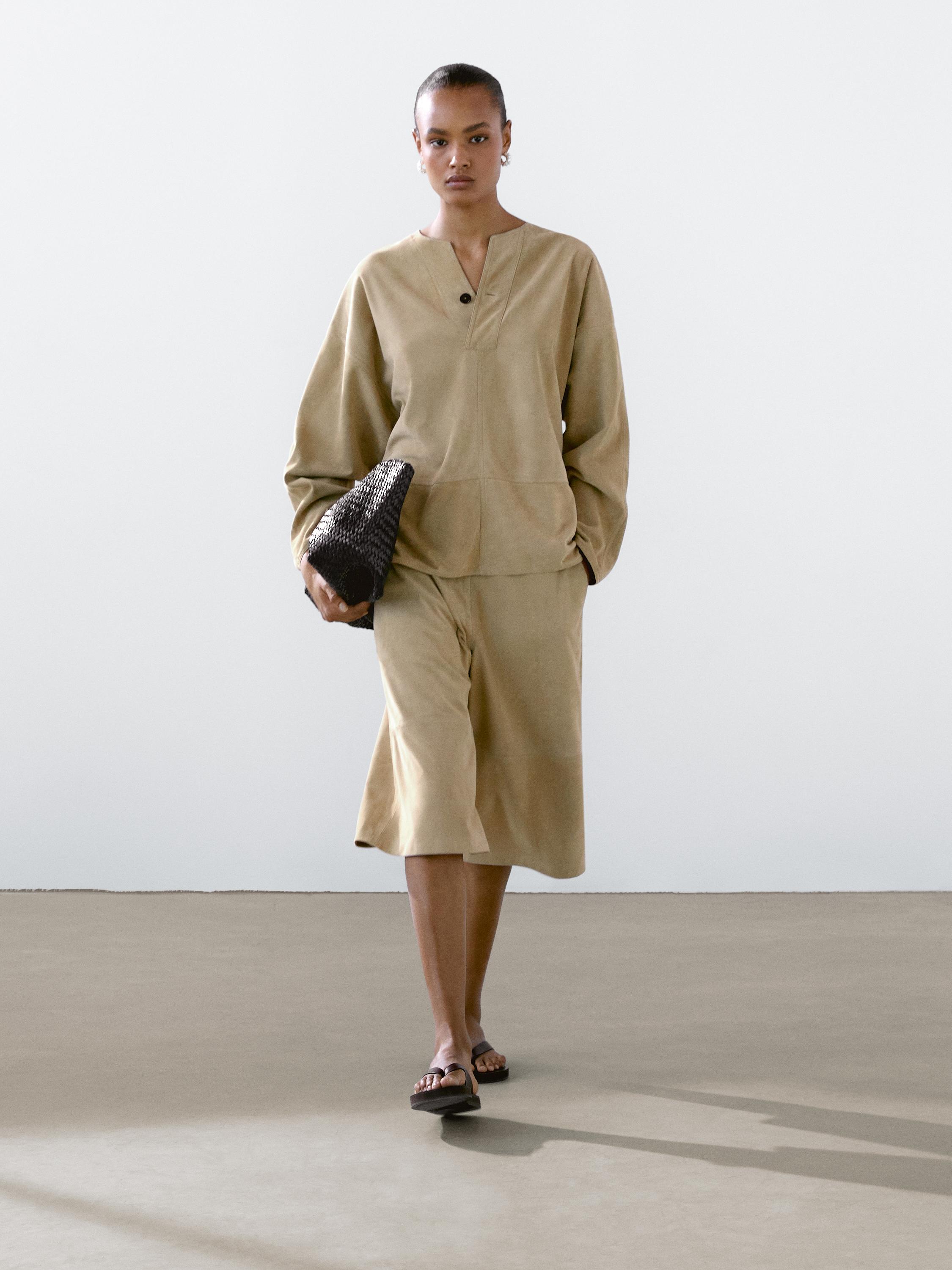 Suede leather Bermuda shorts