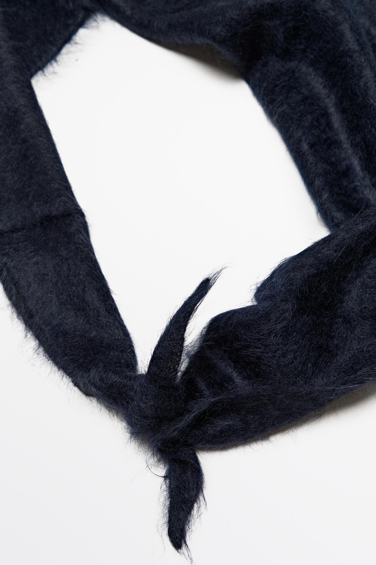 100% cashmere knit bandana — Dark Blue