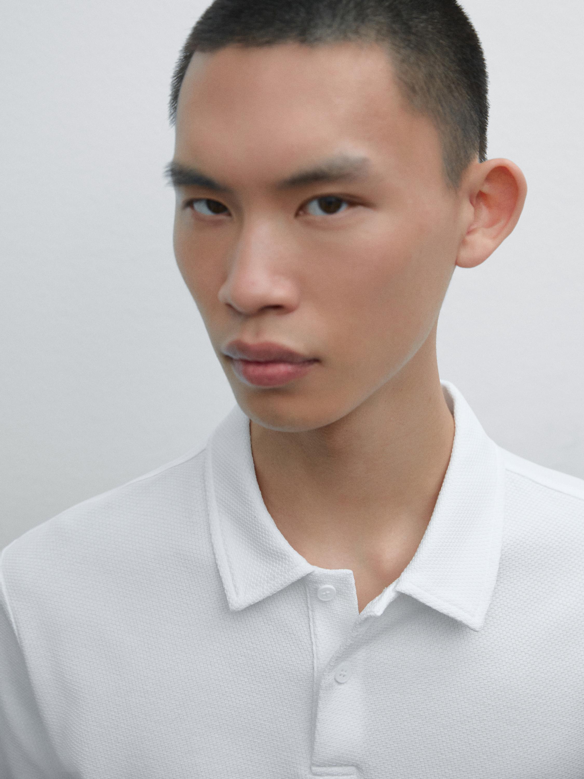 100% cotton textured knit polo shirt