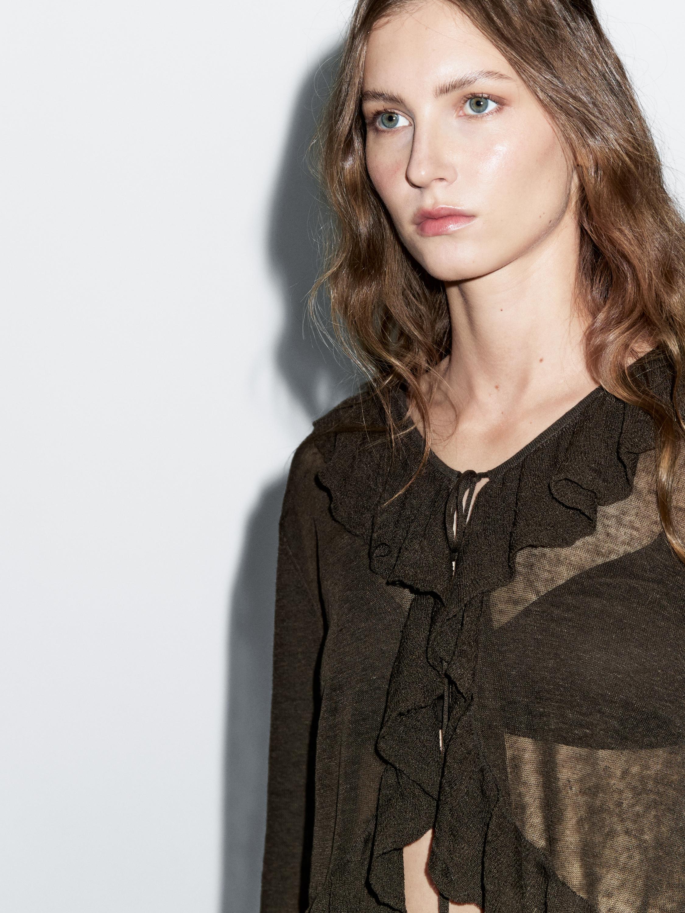 Linen blend ruffled cardigan