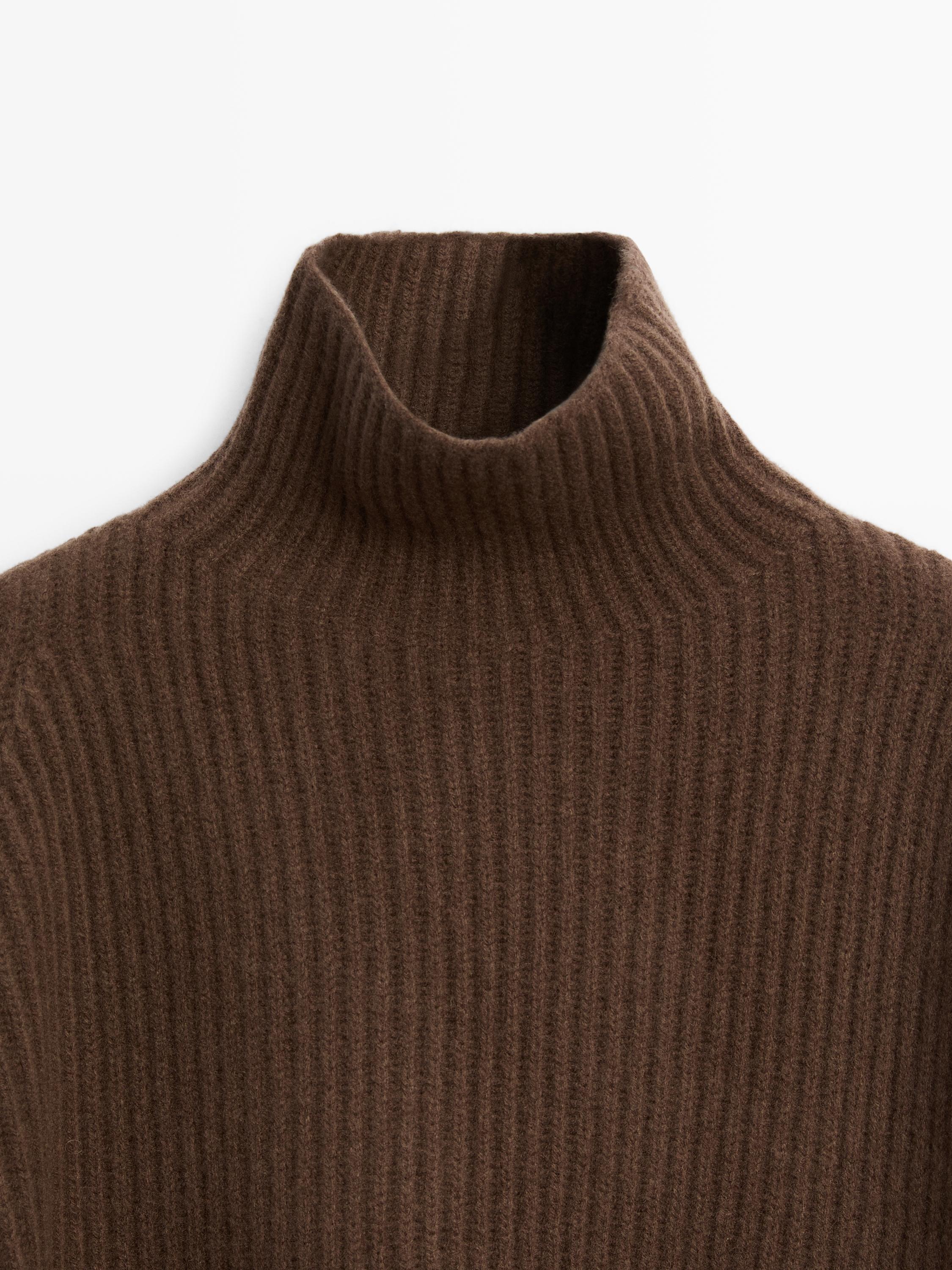 100% wool knitted coat