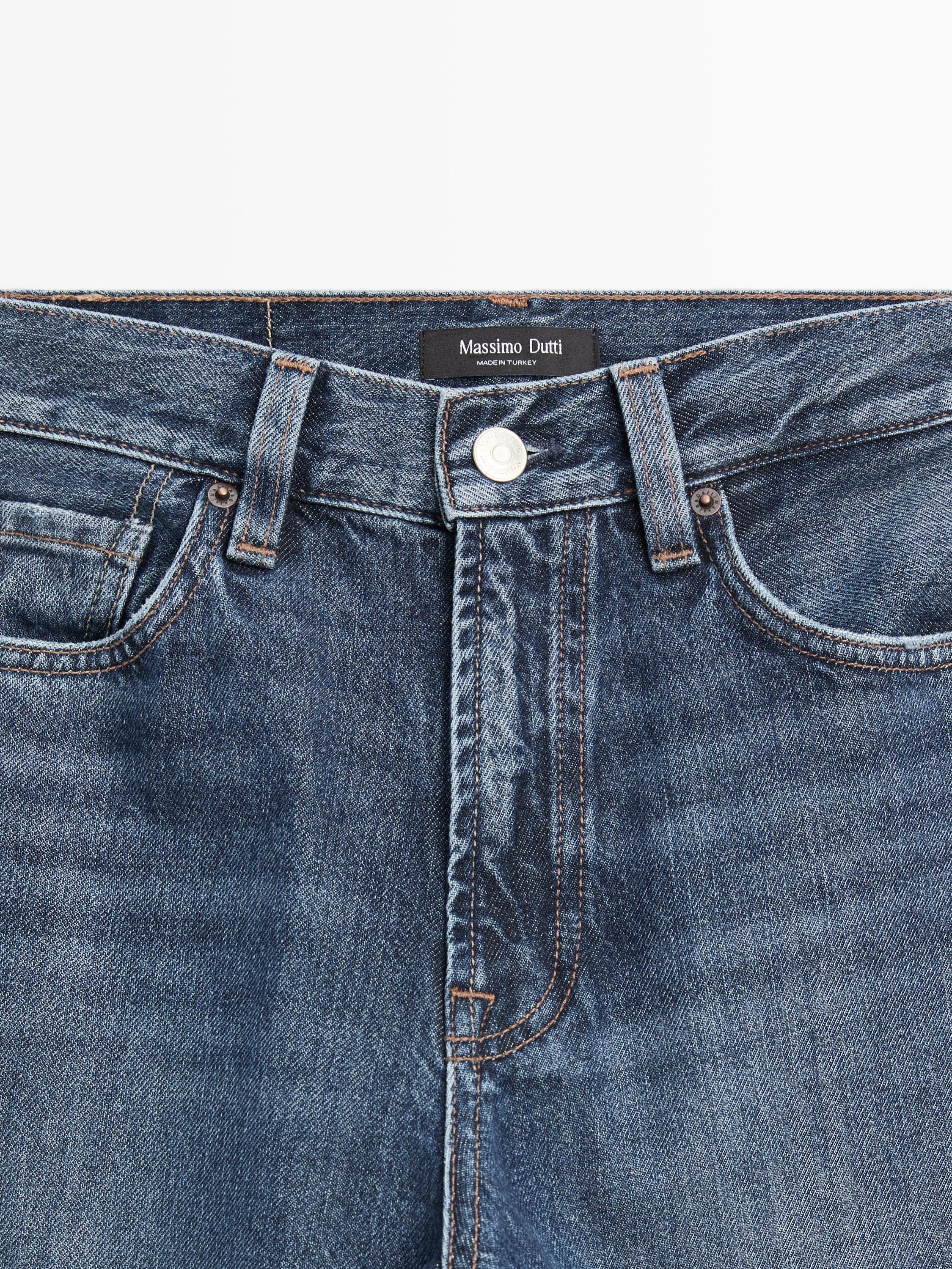 Straight-leg high-waist jeans