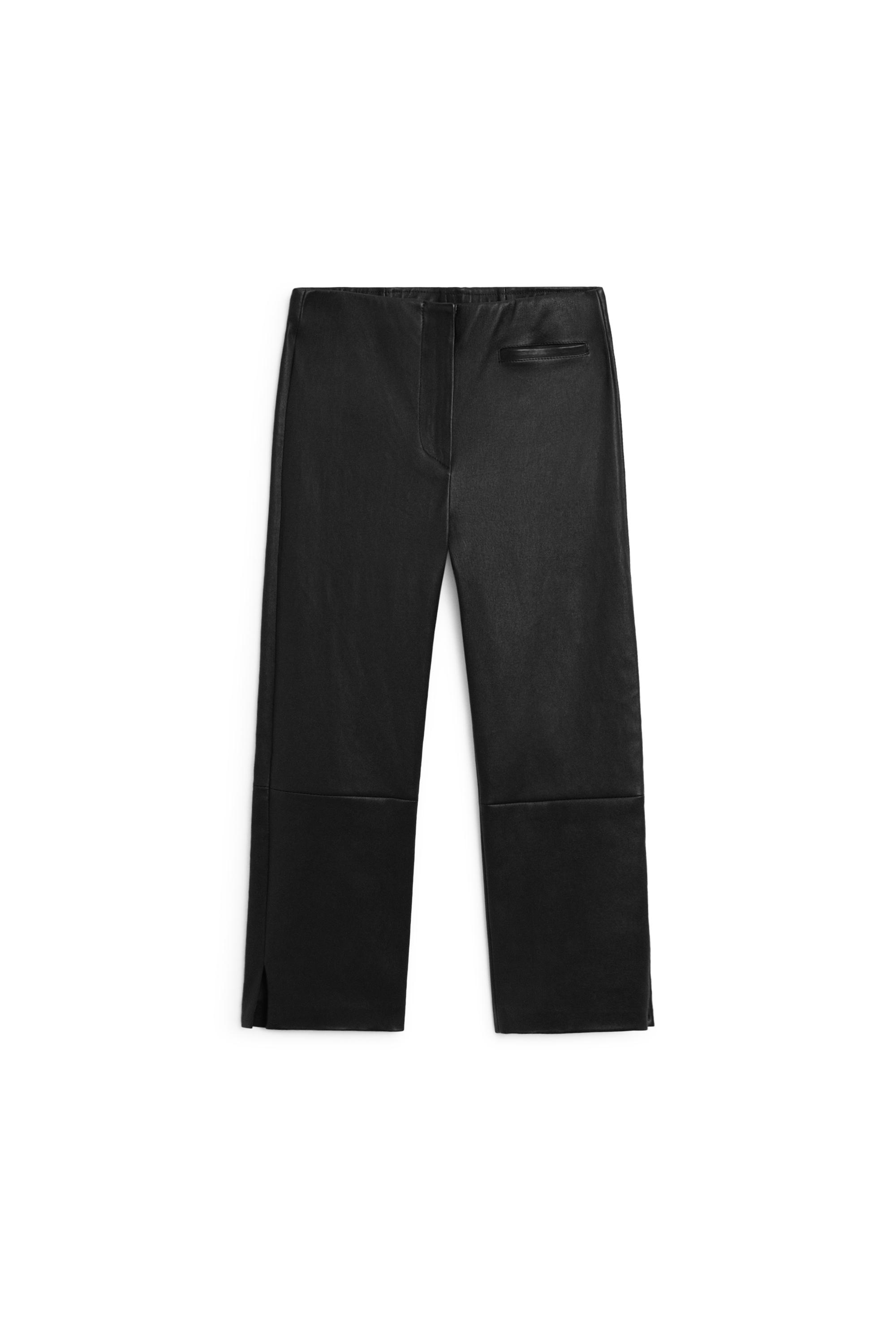 Leather capris — BLACK