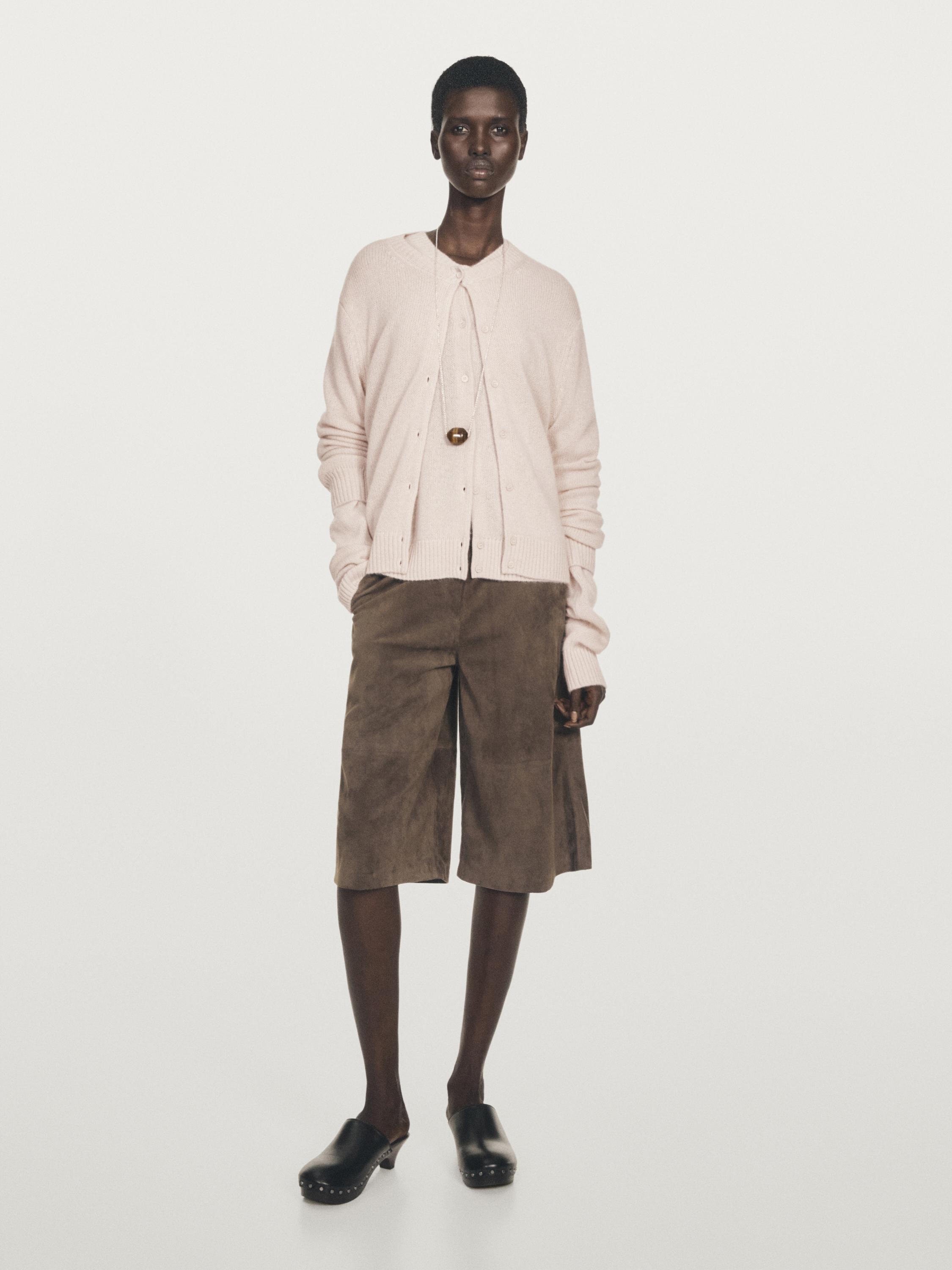 Knit 100% cashmere crew neck cardigan