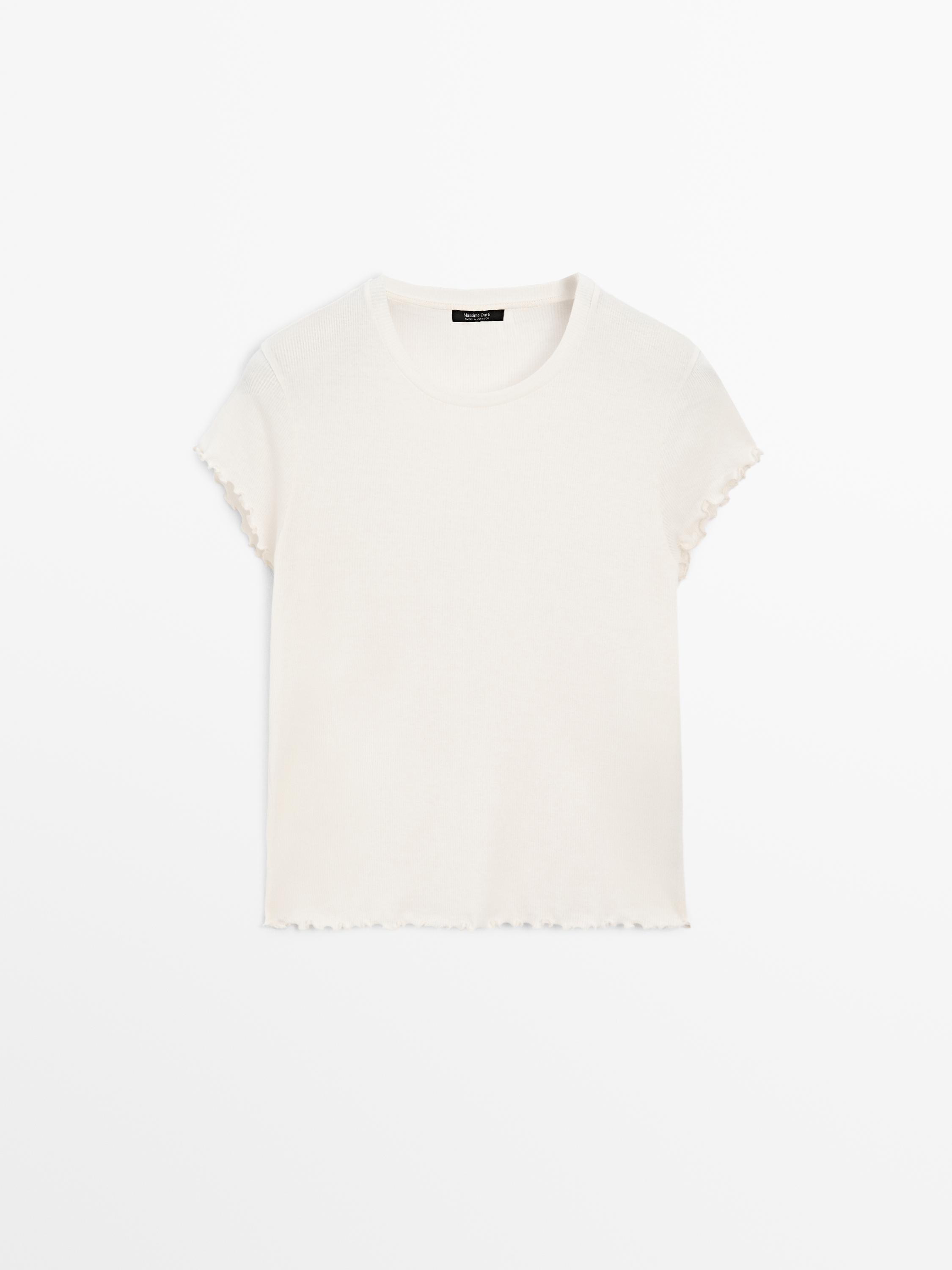 Double-layer T-shirt with wavy ribbed detail