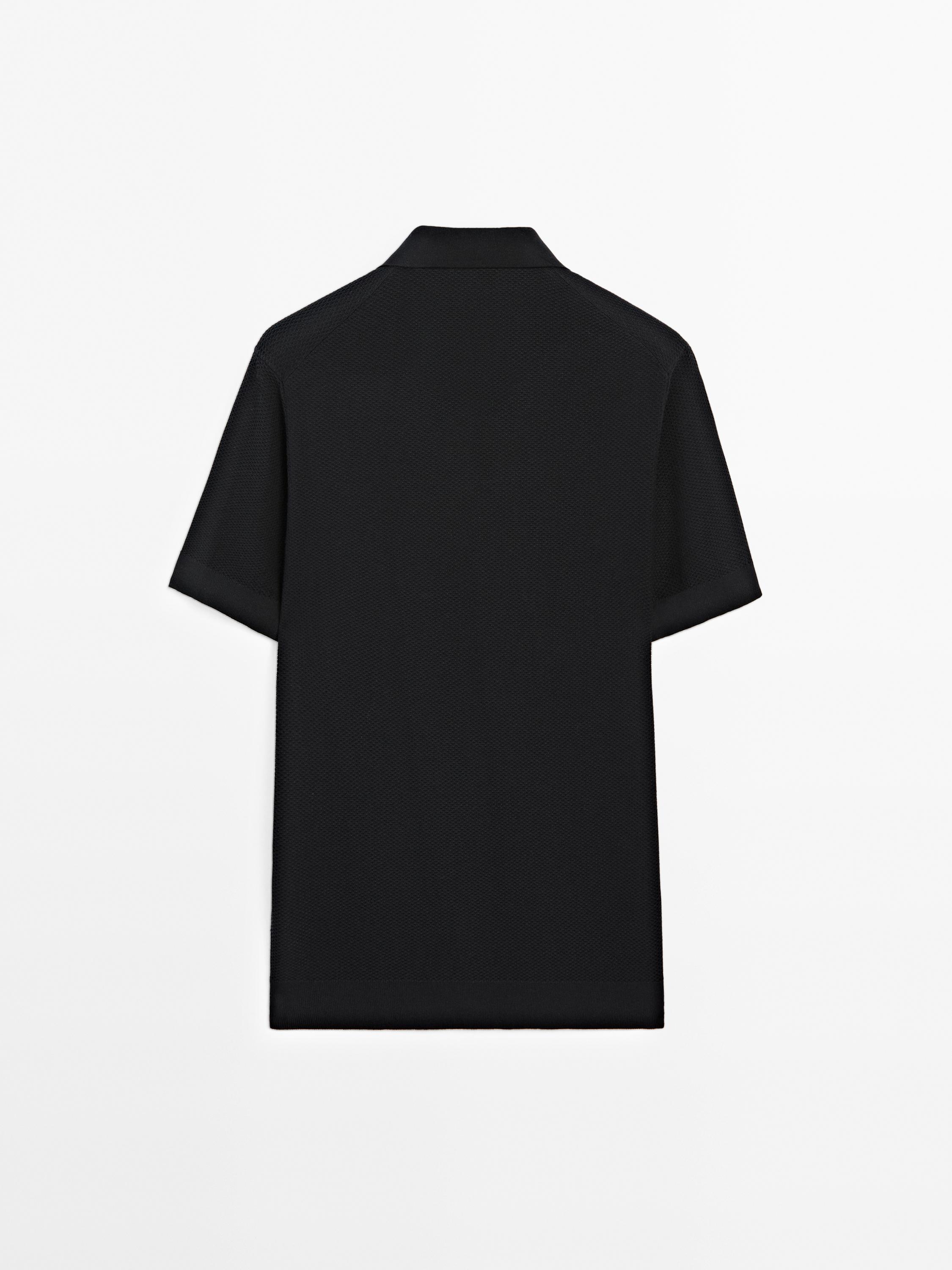 Textured knit short sleeve polo shirt