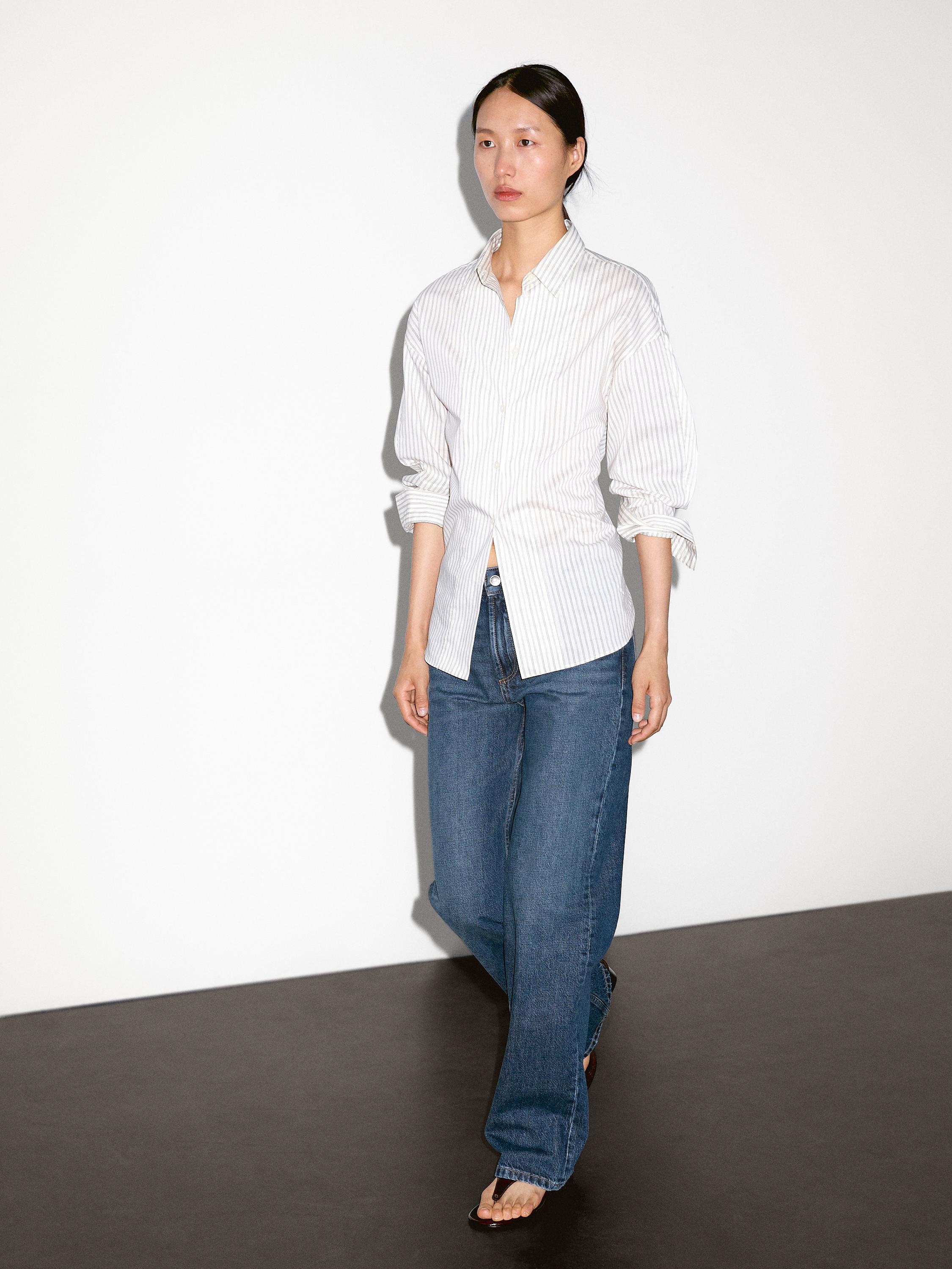 Mid-rise straight-leg jeans