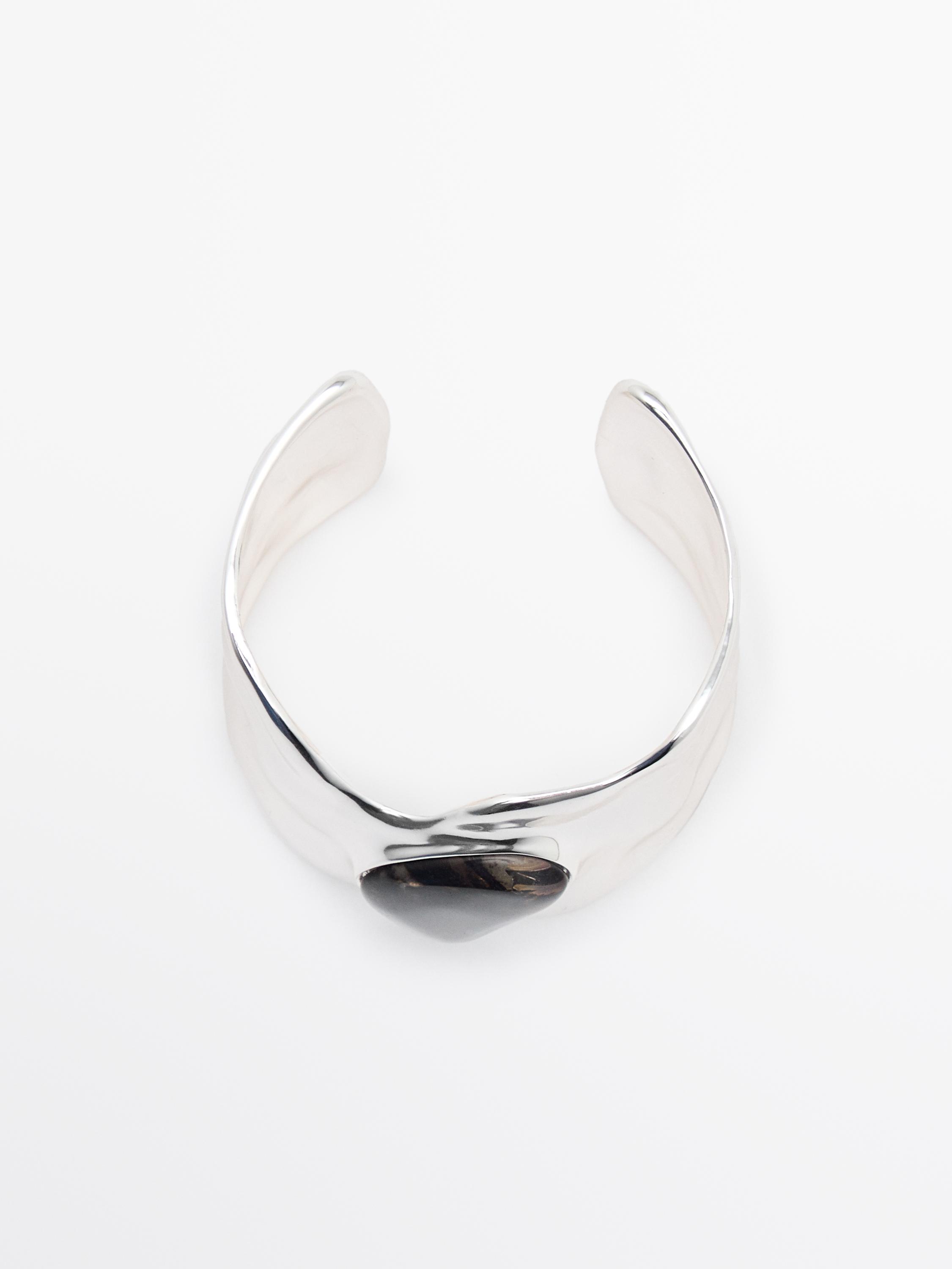 Seaside bracelet with natural stone