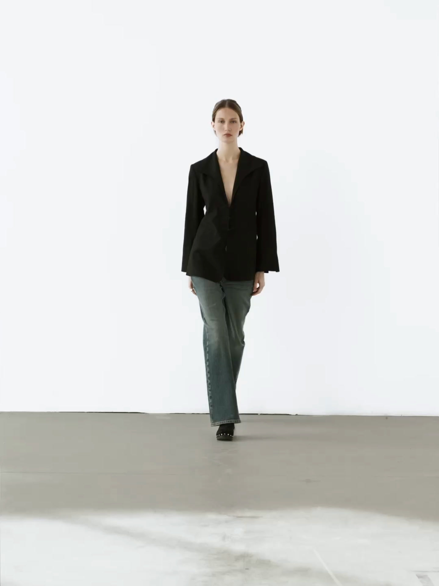 Linen blend blazer with fastening detail