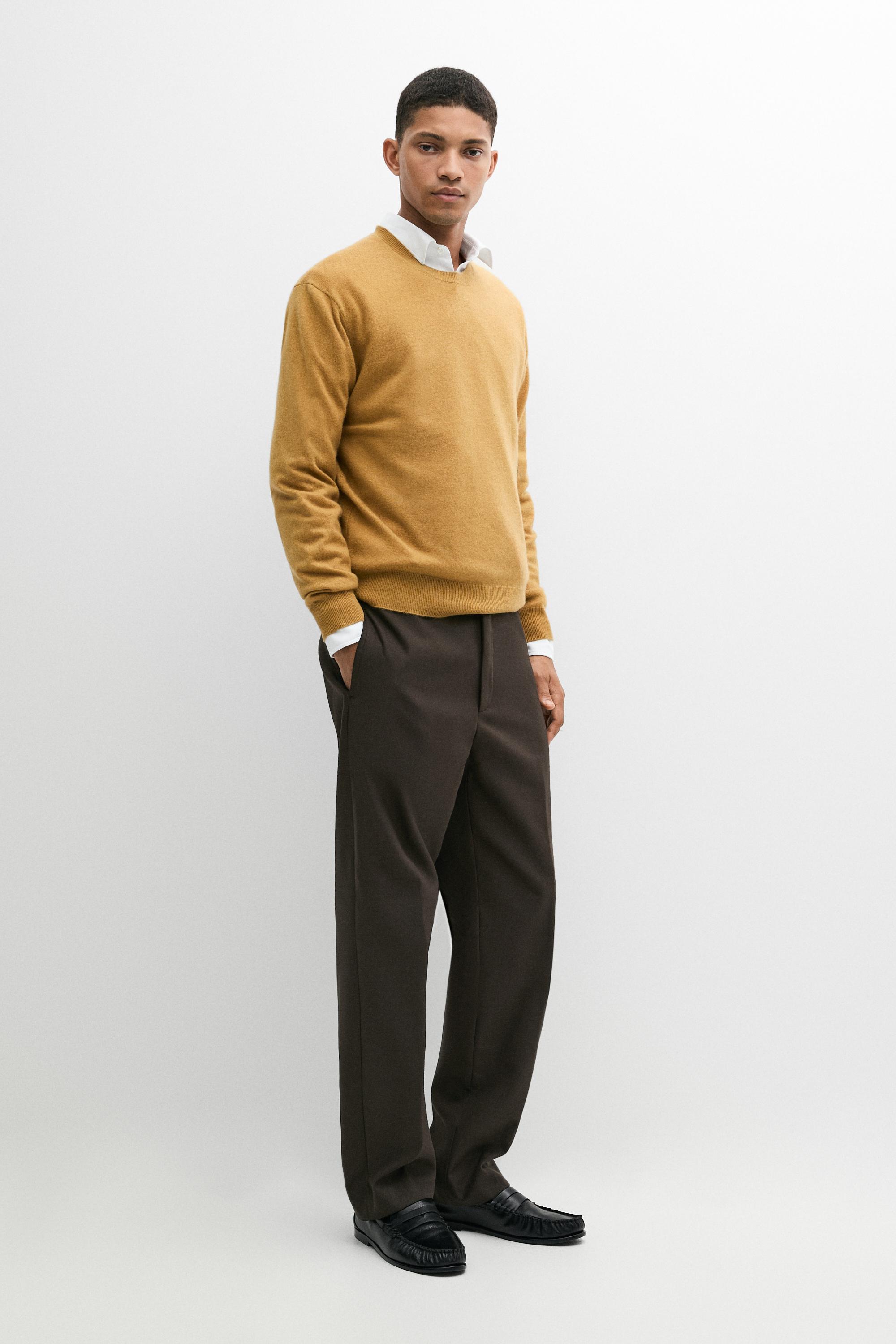 Knit 100% cashmere round neck sweater