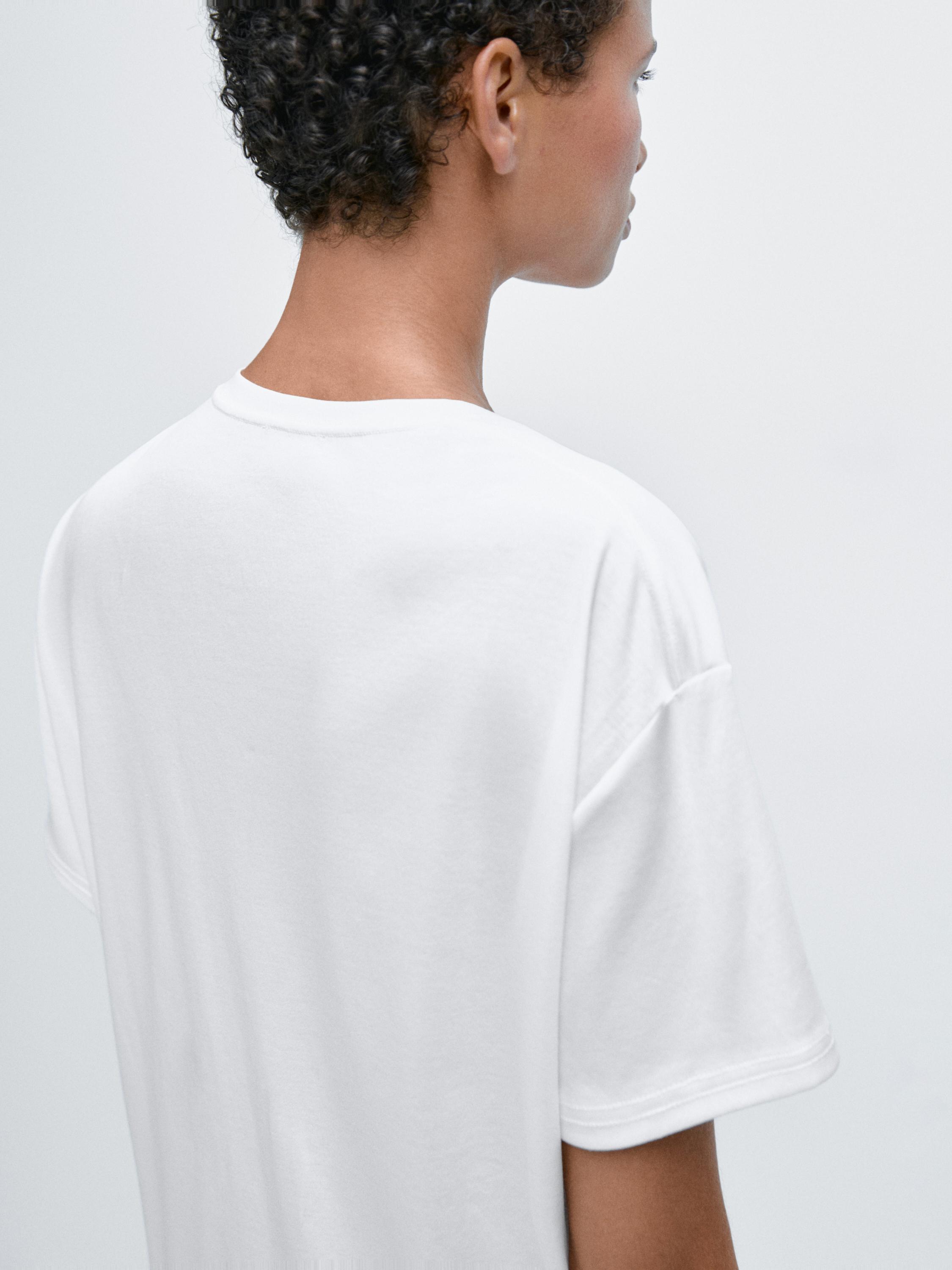 Flowing V-neck T-shirt — WHITE