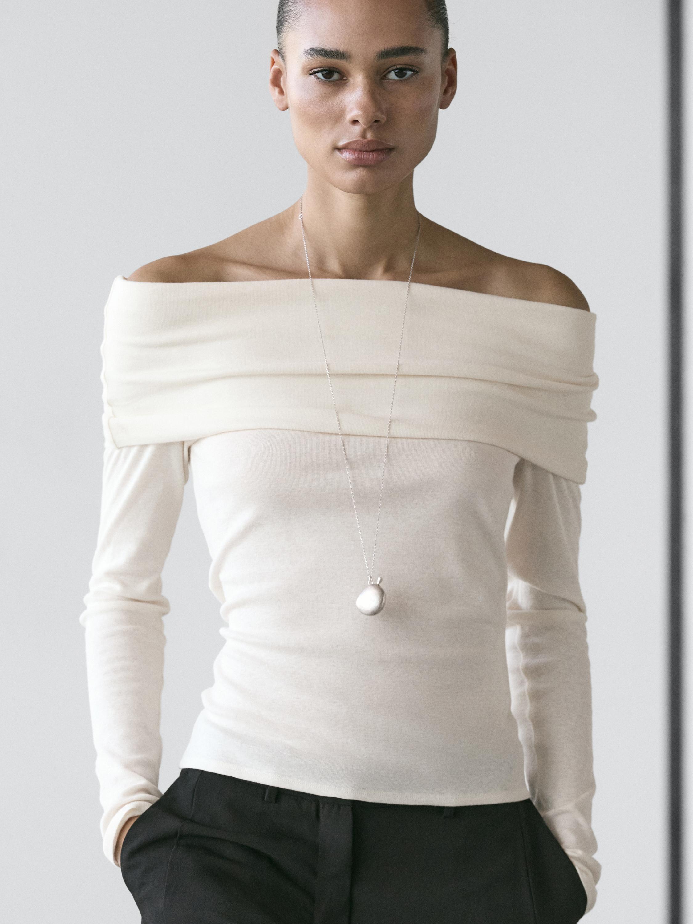 Cotton blend off-the-shoulder t-shirt · Cream · T-shirt | Massimo