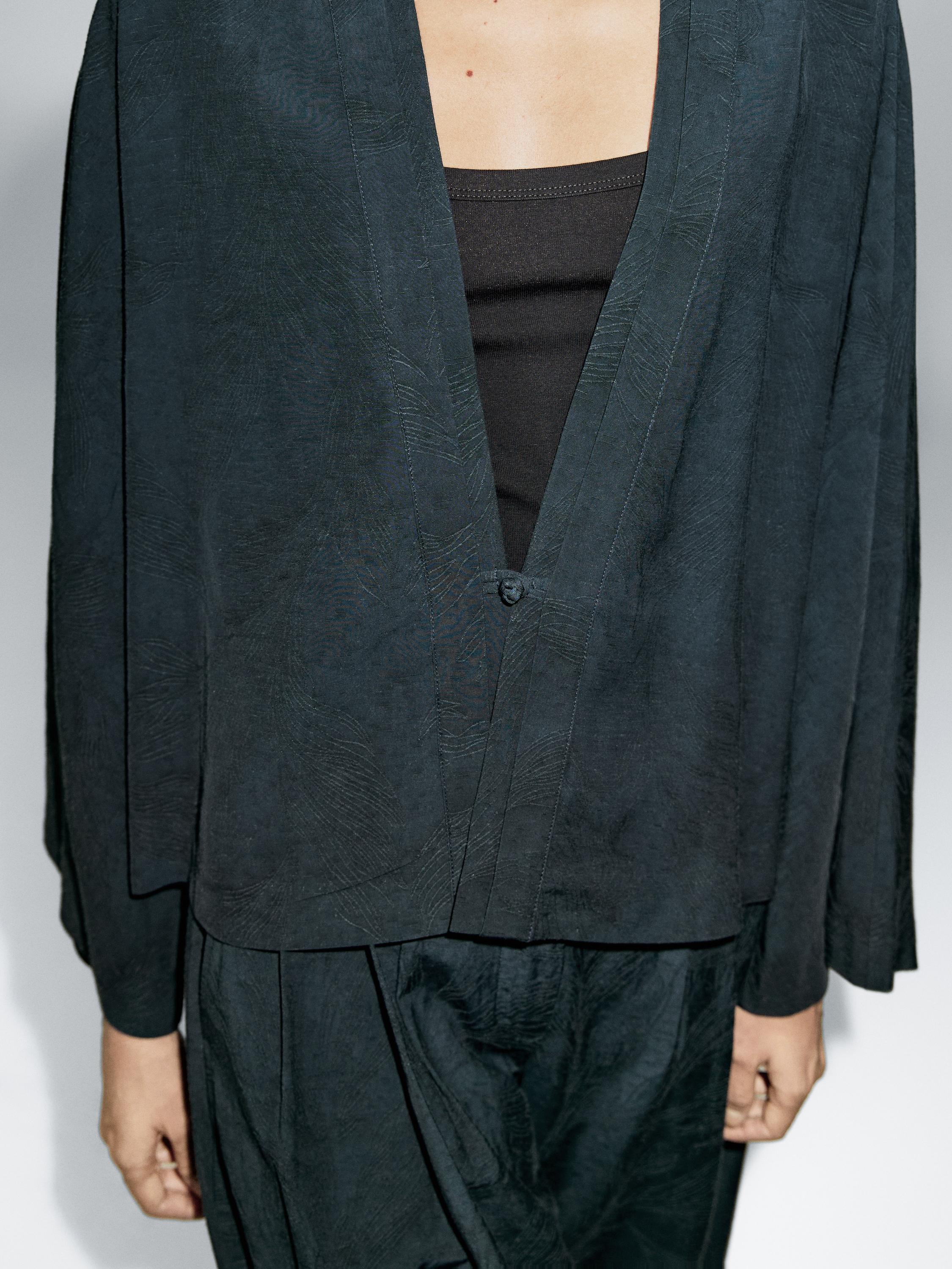 Flowing jacquard kimono with rhinestone button