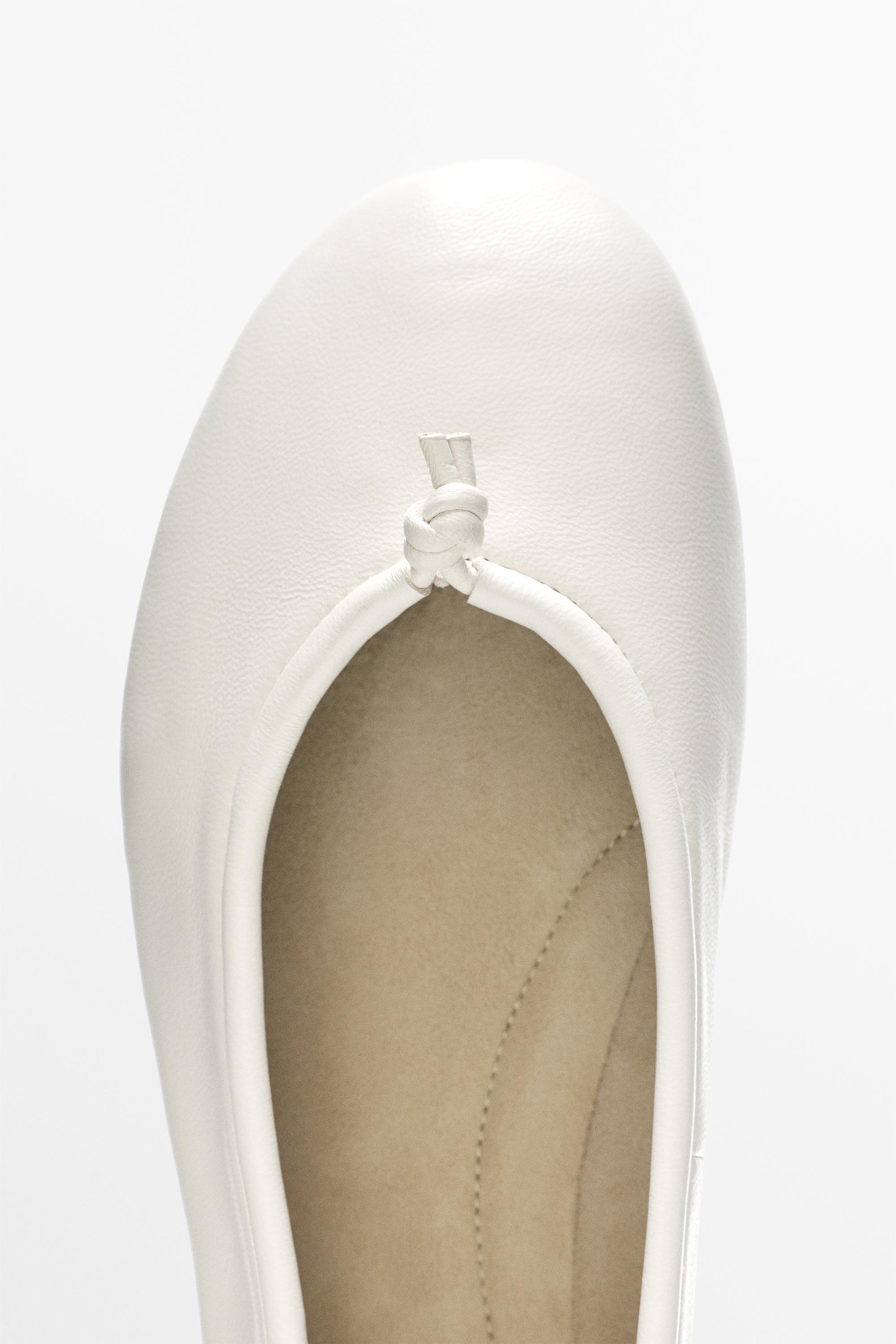 Leather knot ballet flat · White · Balletâ Flats | Massimo Dutti