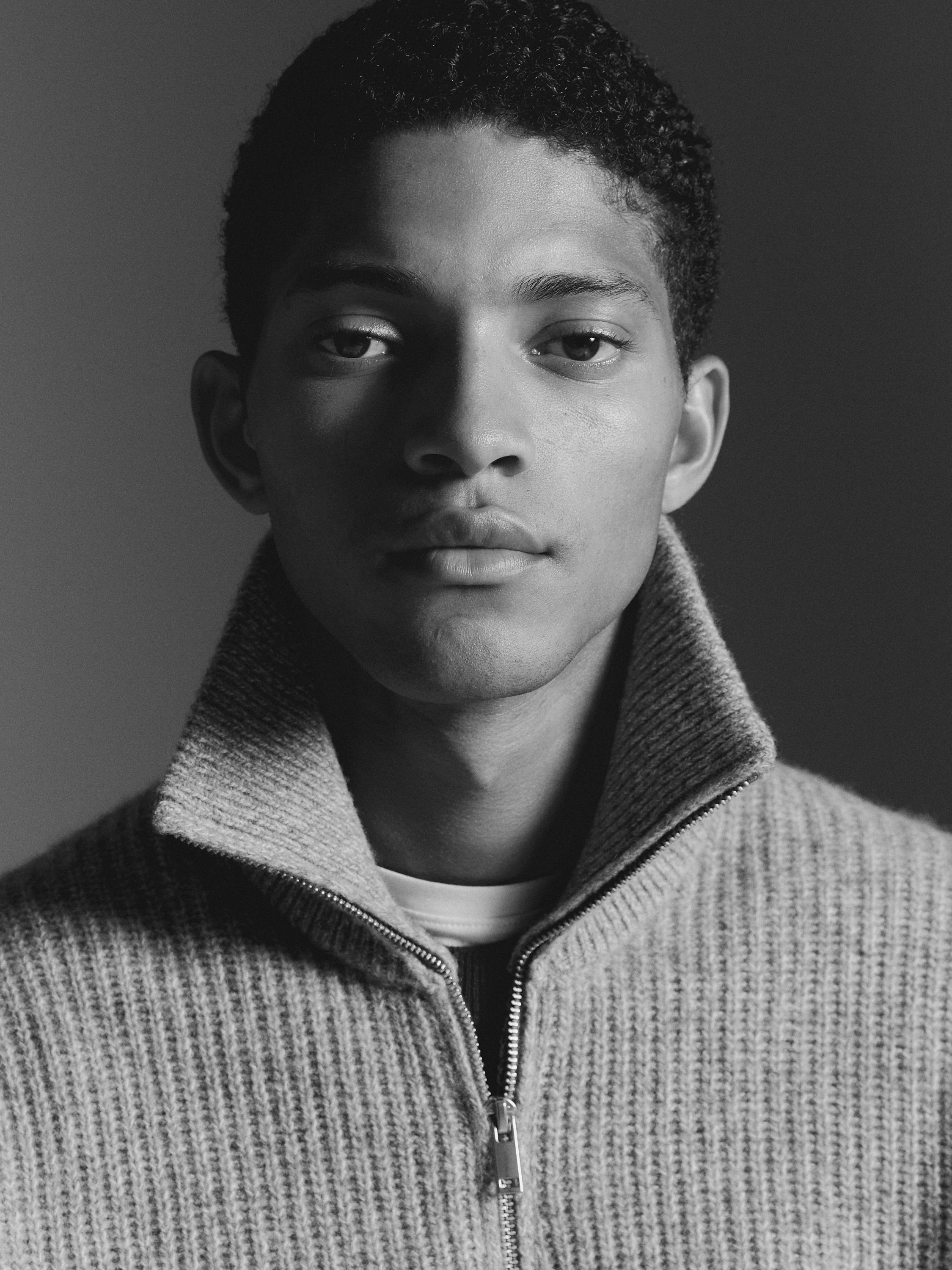 100% wool mock neck jumper