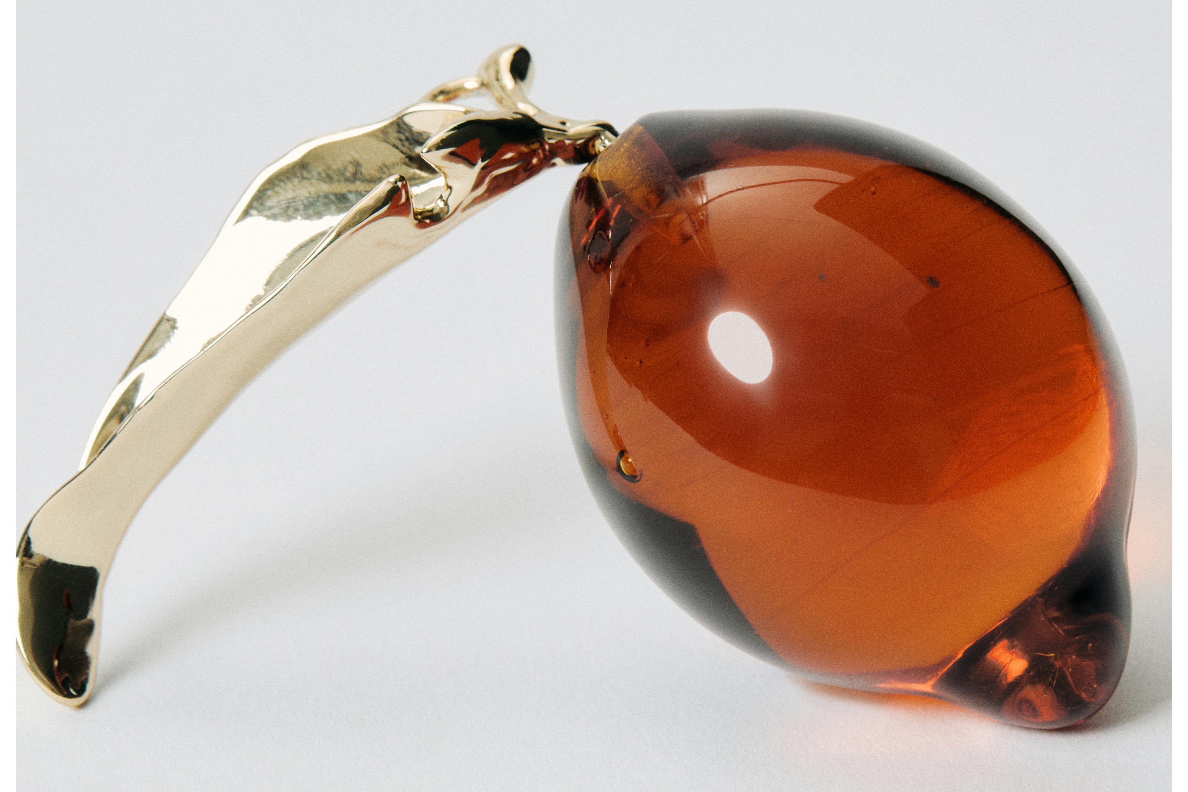 앰버 글라스 티어드롭 귀걸이