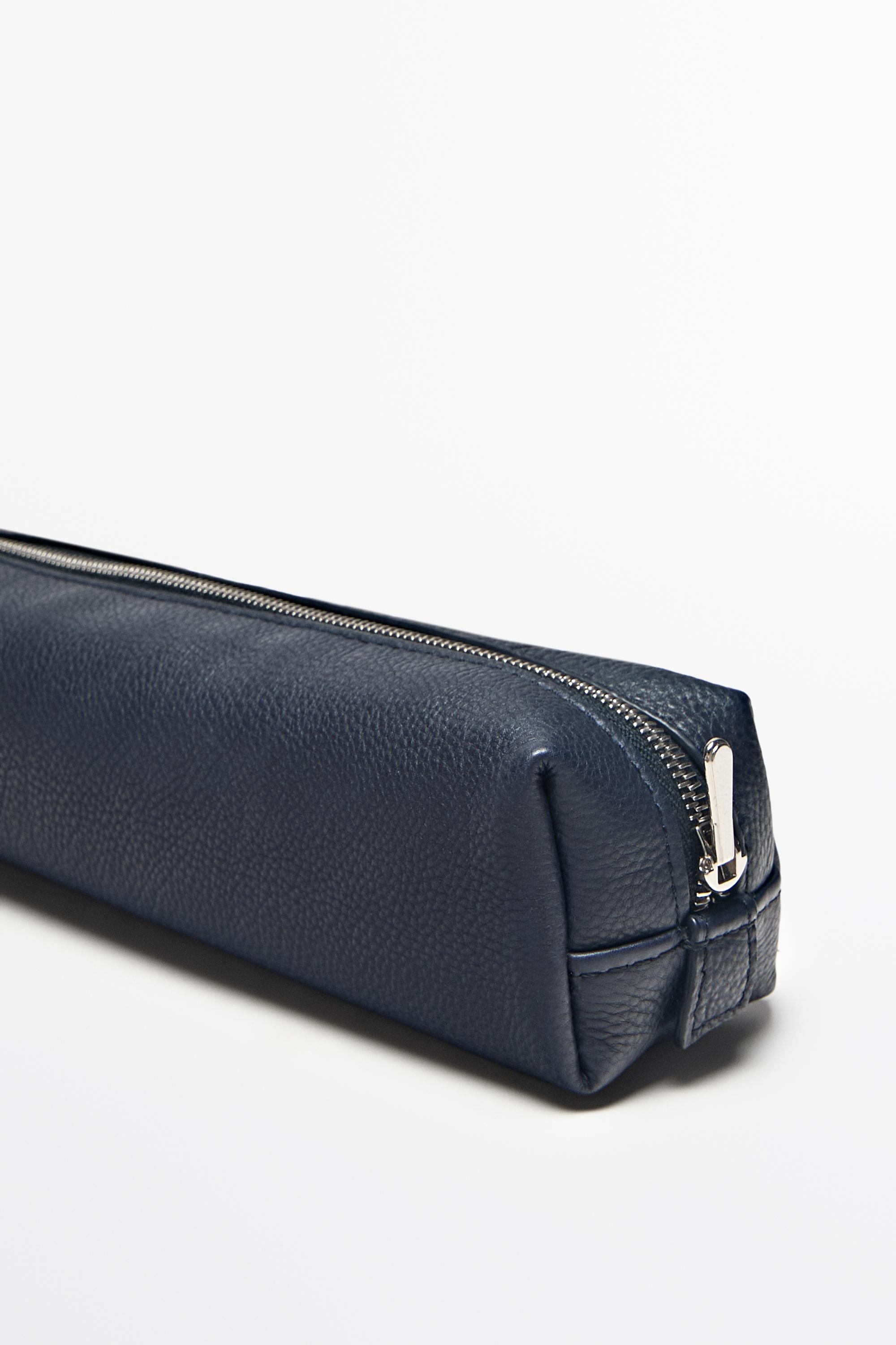 Nappa leather zip pouch - thumbnail 4