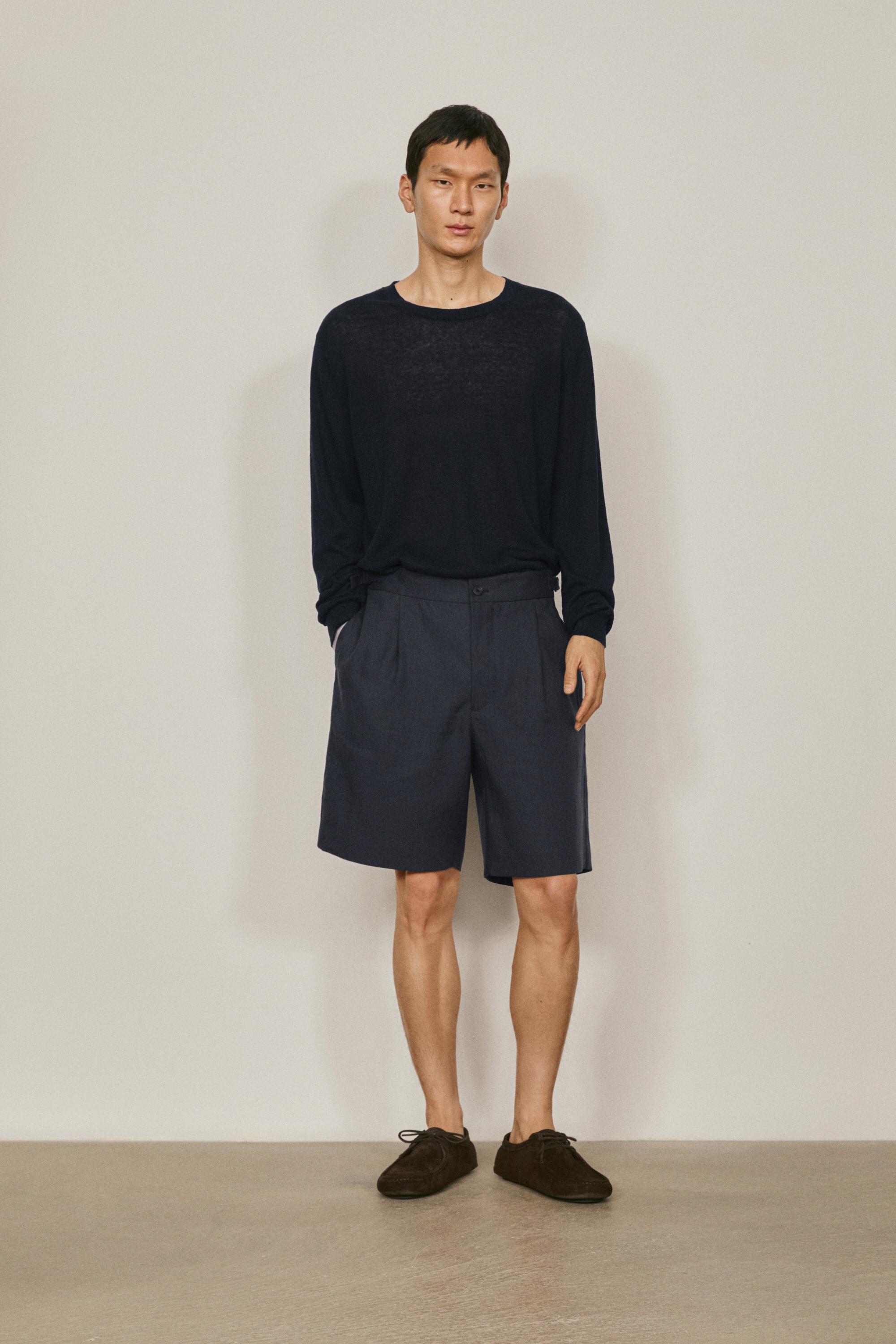 Total look darted linen Bermuda shorts - LIMITED EDITION — NAVY BLUE