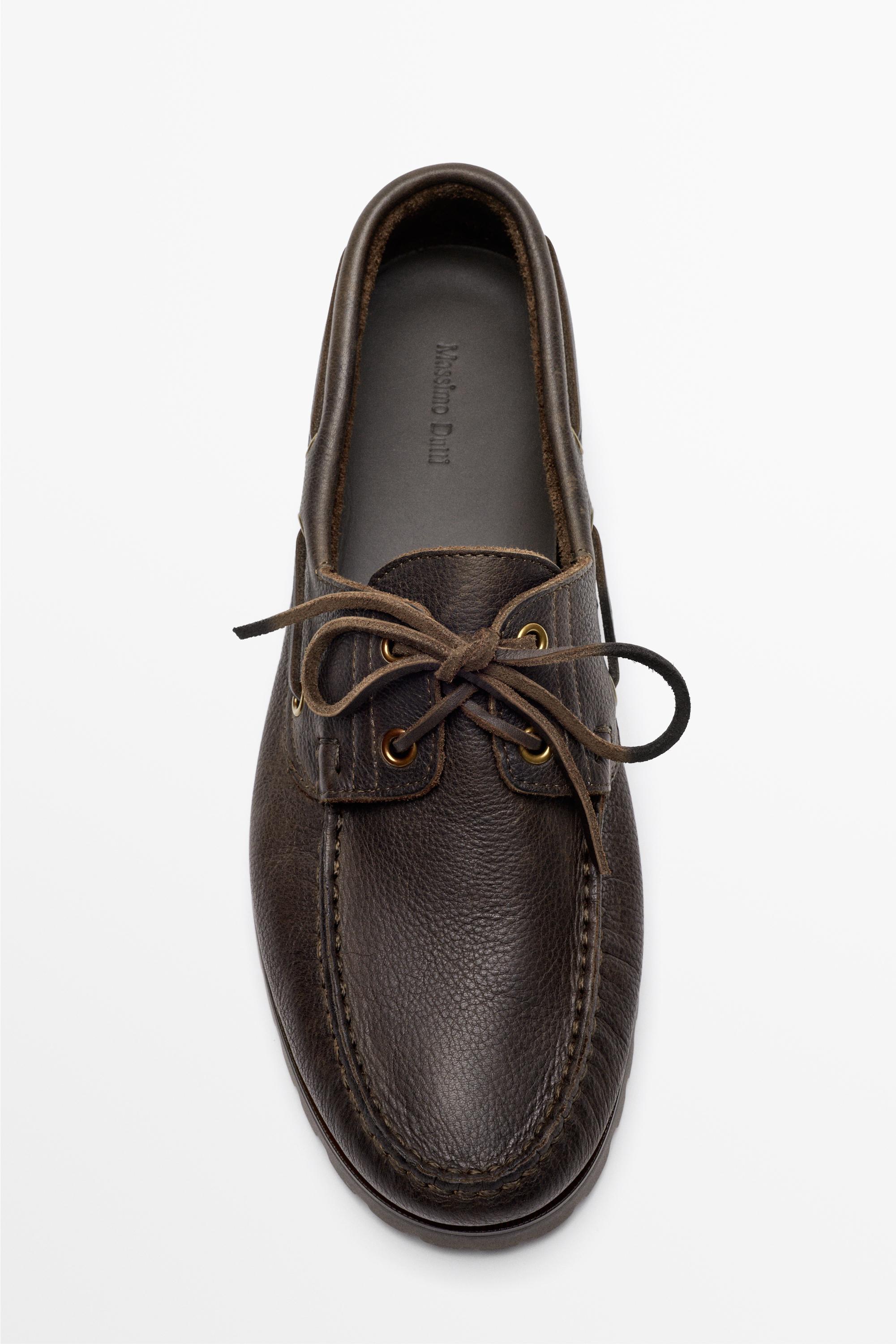 Chaussure bateau en nappa