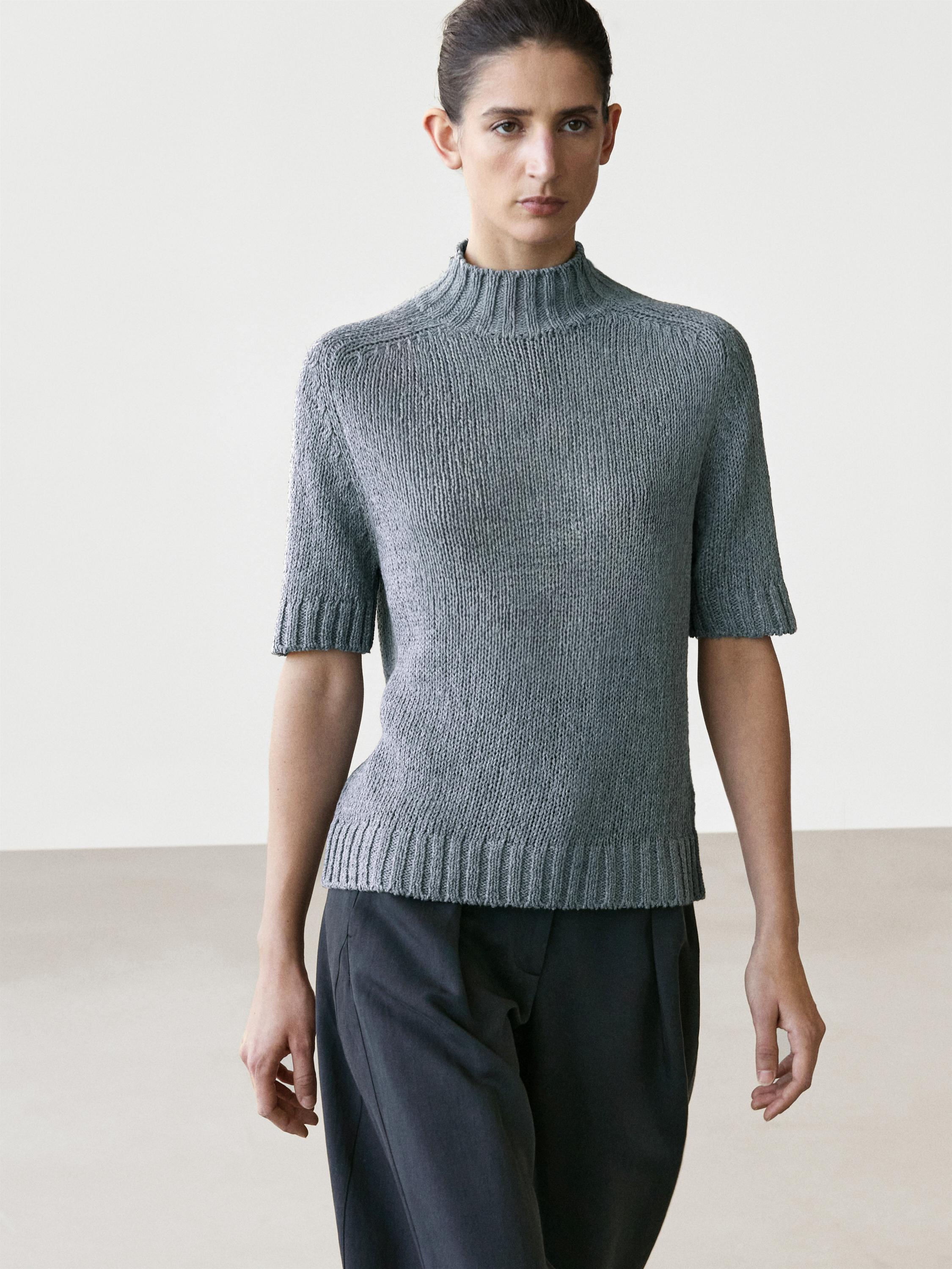 Strickpullover aus Baumwollmischgewebe mit Stehkragen