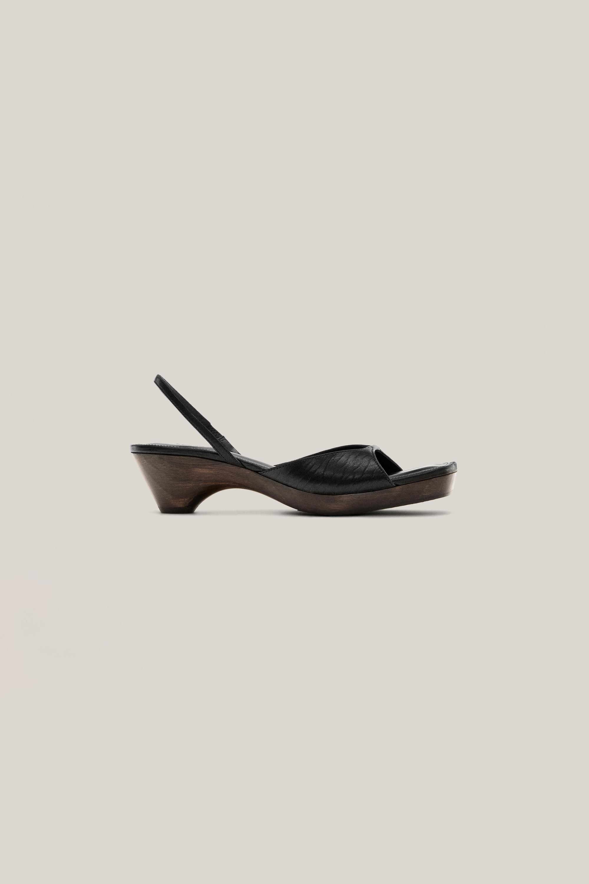 Wood heel sandal - Limited edition — BLACK