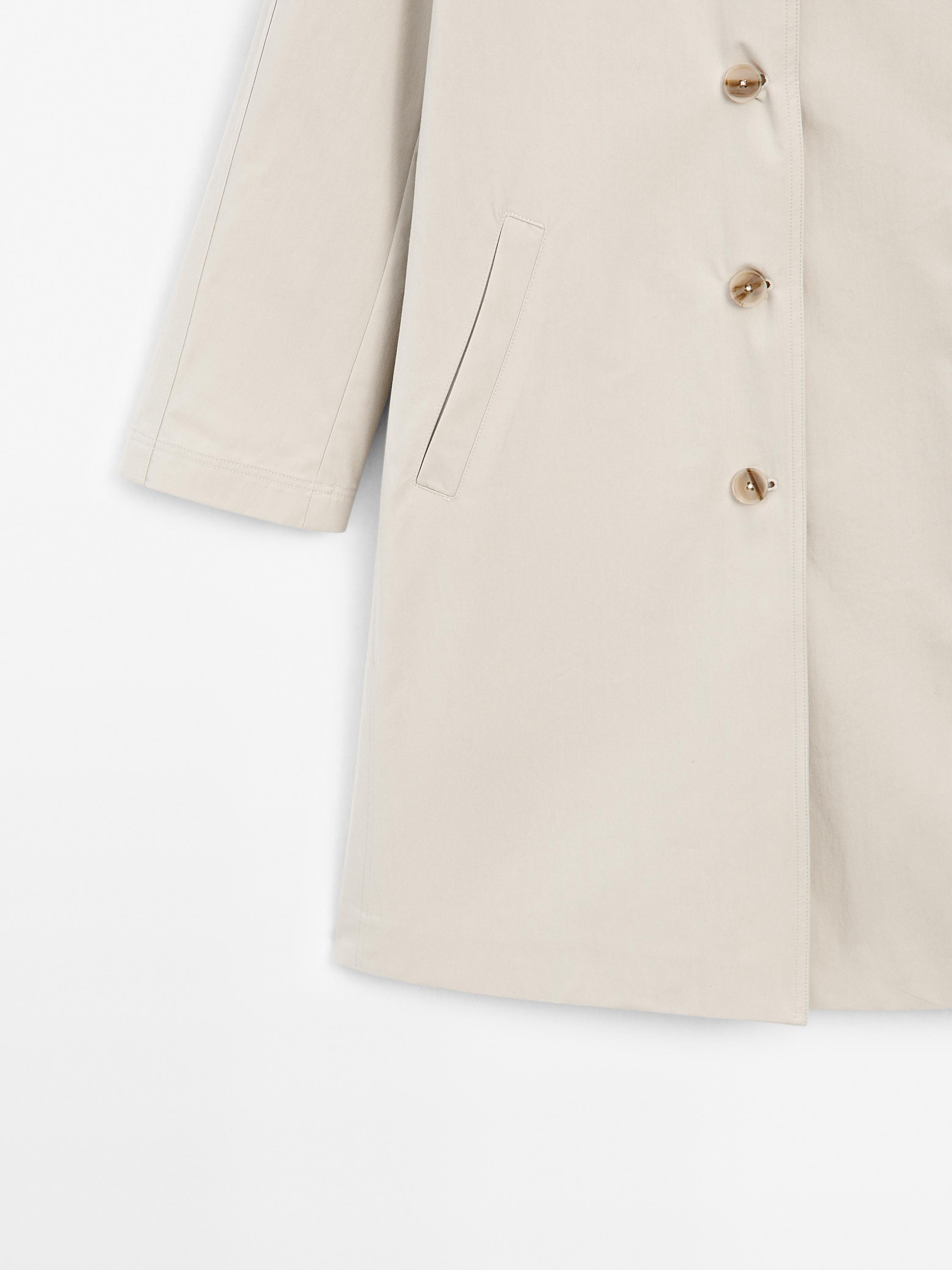 Lightweight cotton blend coat with buttons