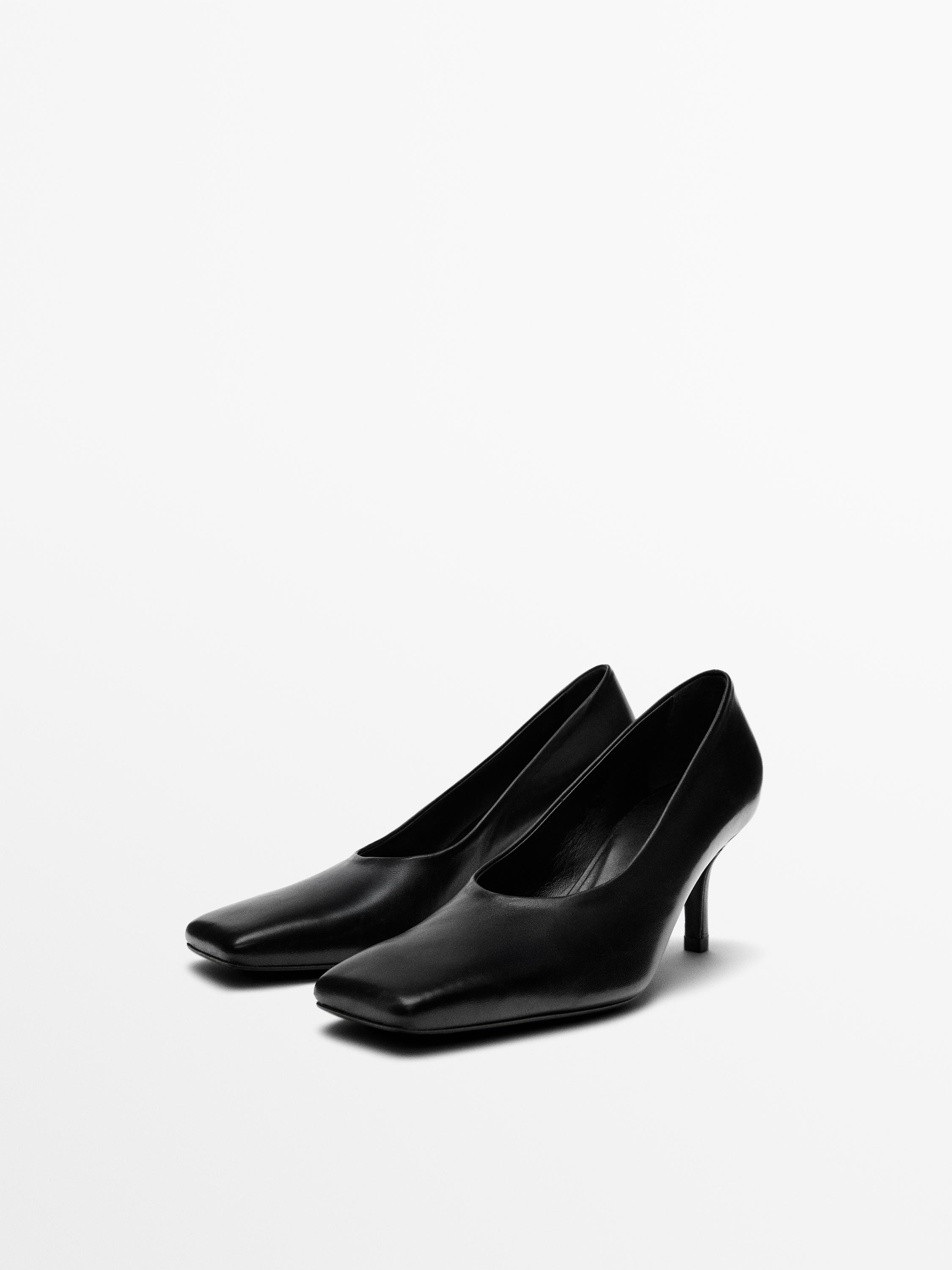 Heeled shoes - Made in Italy — BLACK