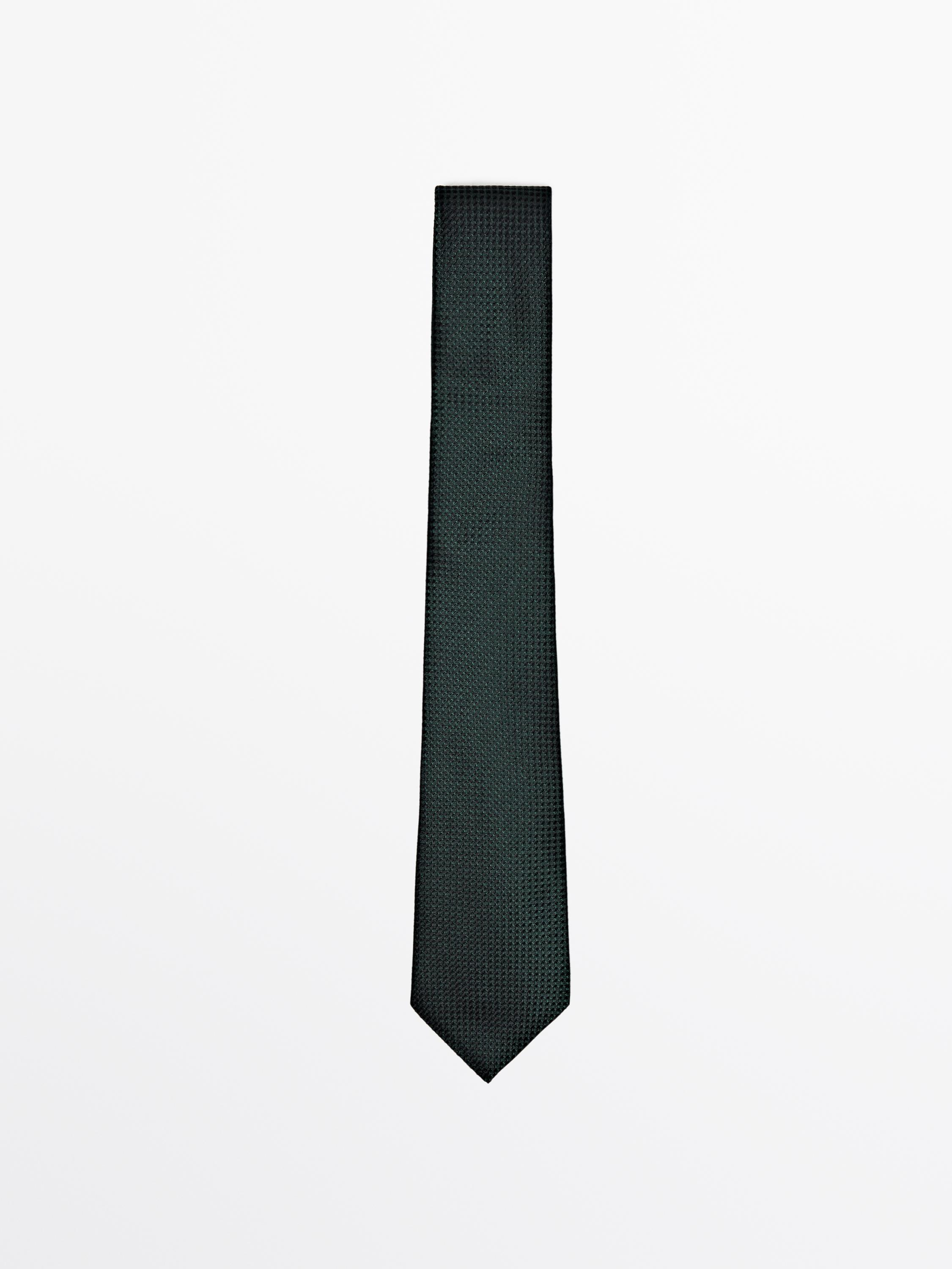 100% silk textured tie