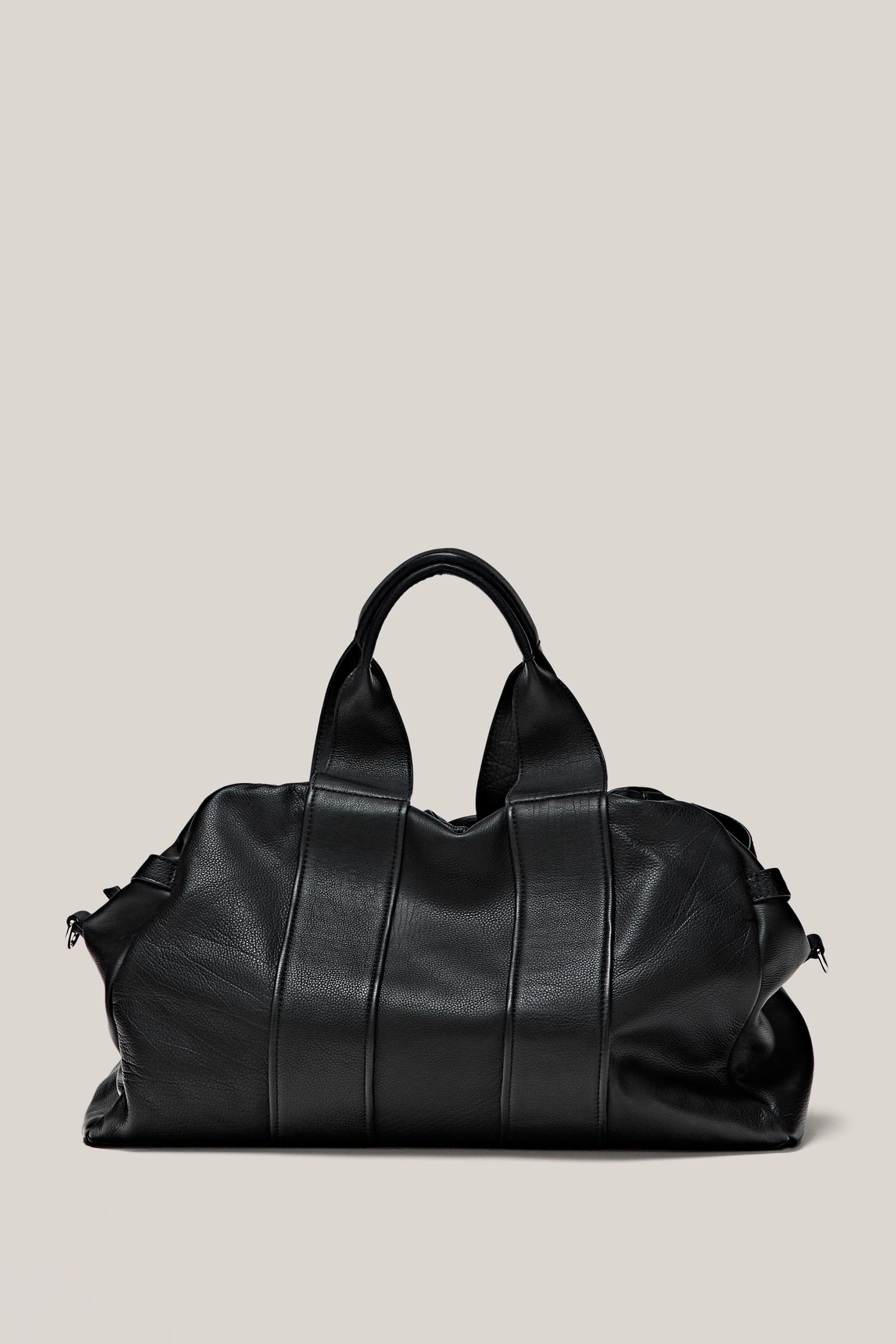 Nappa leather travel bag — BLACK