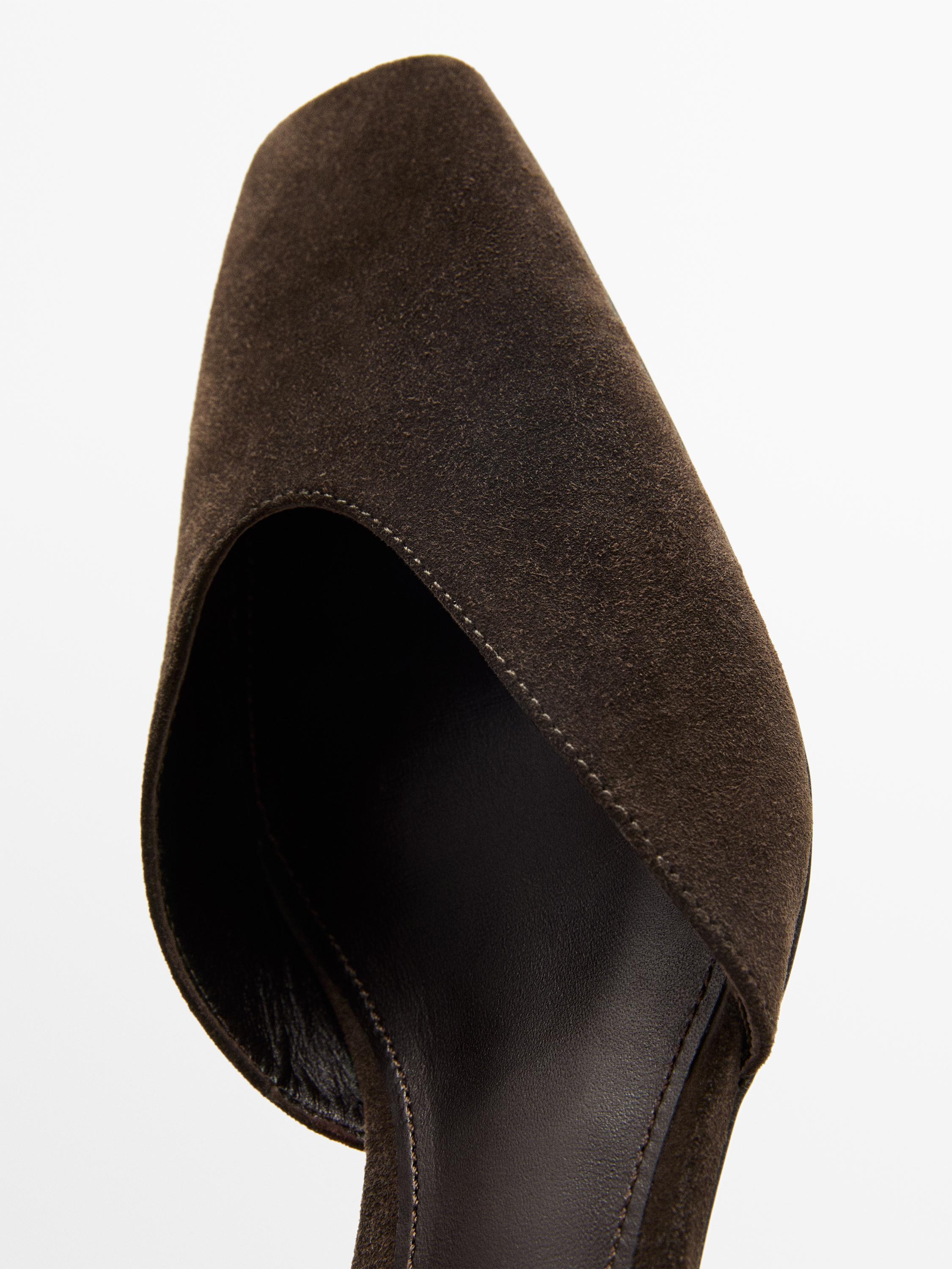 Split leather heeled shoes — BROWN