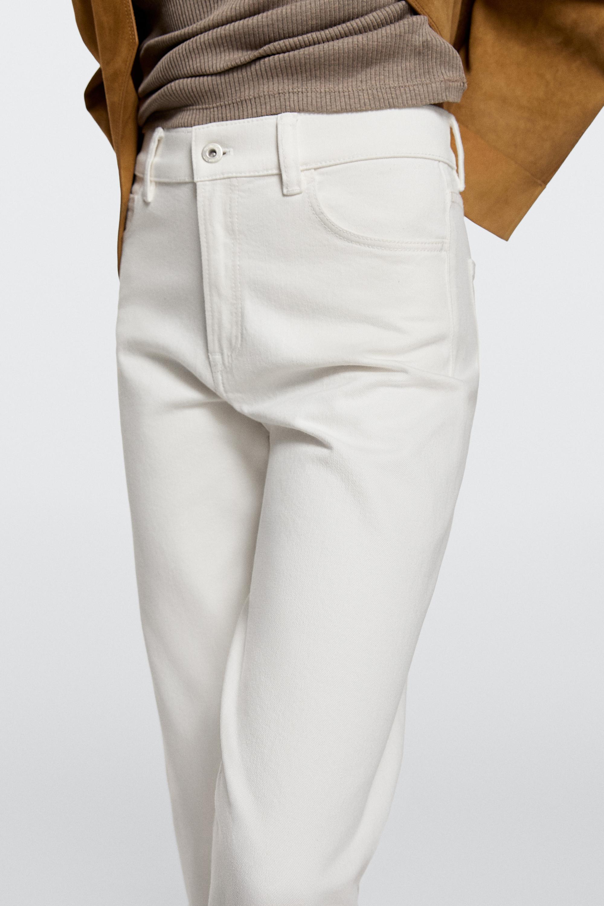 Mid-rise capri jeans with turn-up hems — Off white