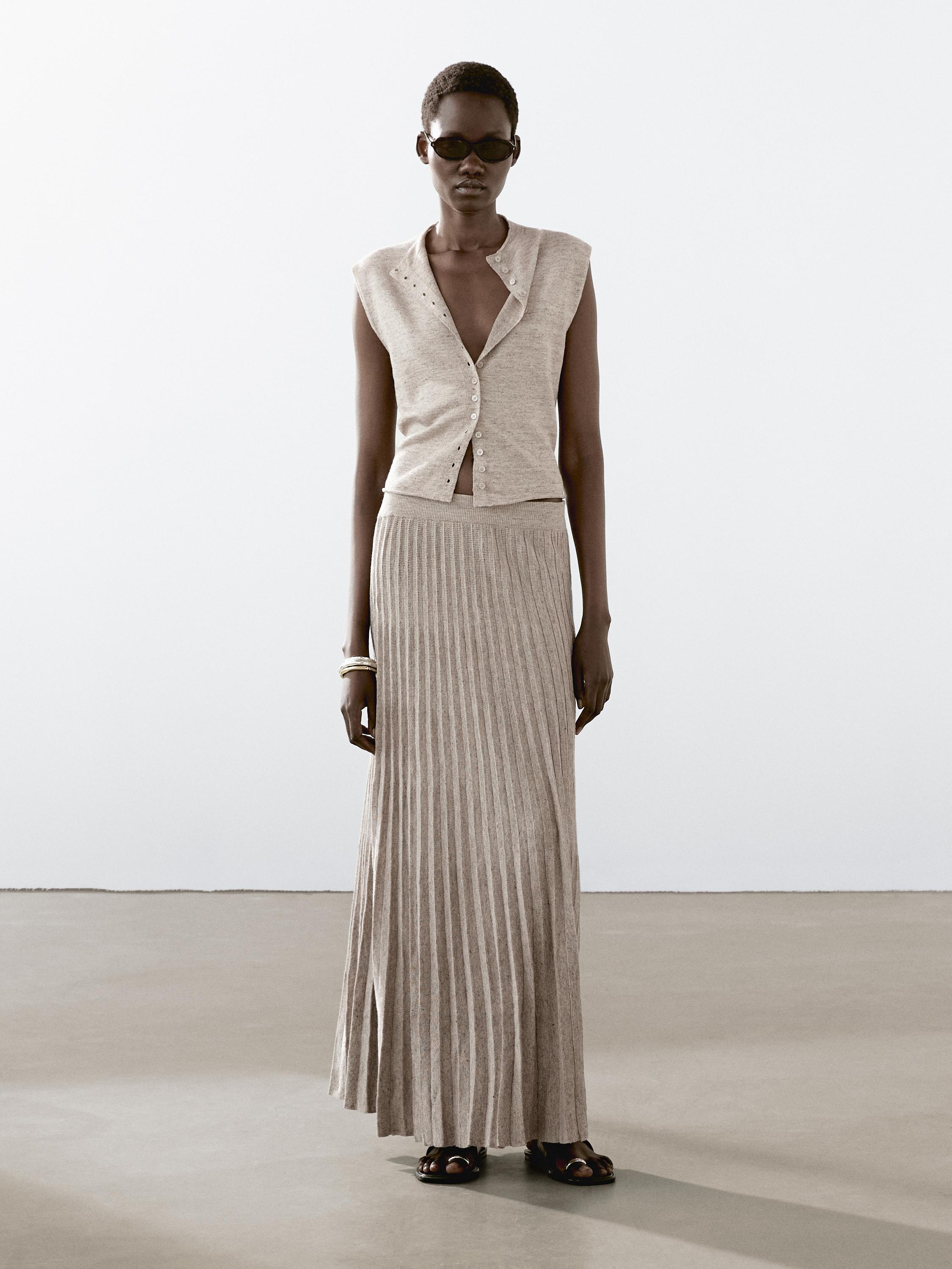 Melange linen blend knit vest