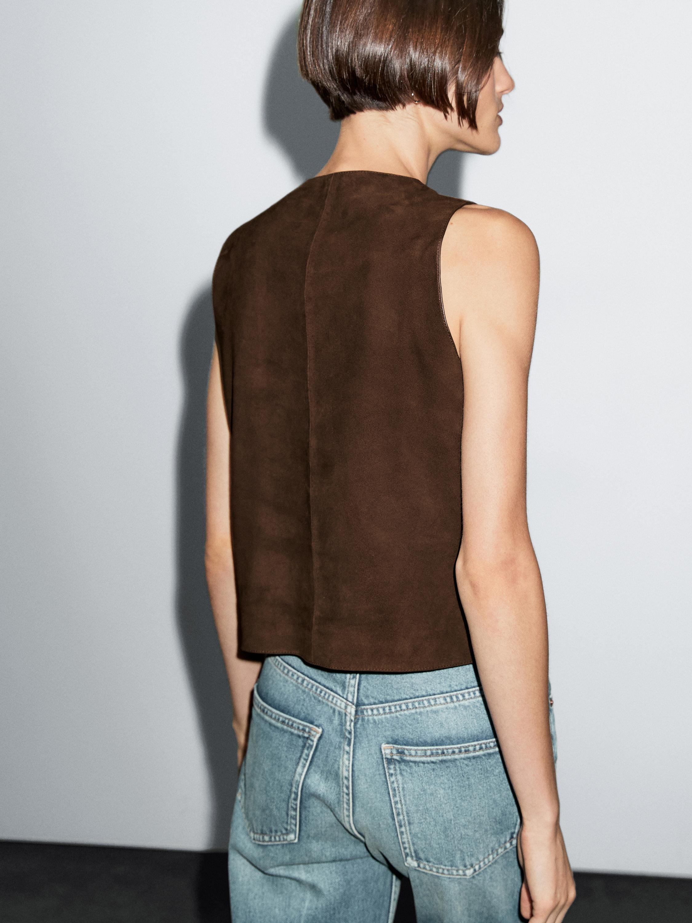 Krótka zamszowa kamizelka skórzana z guzikami